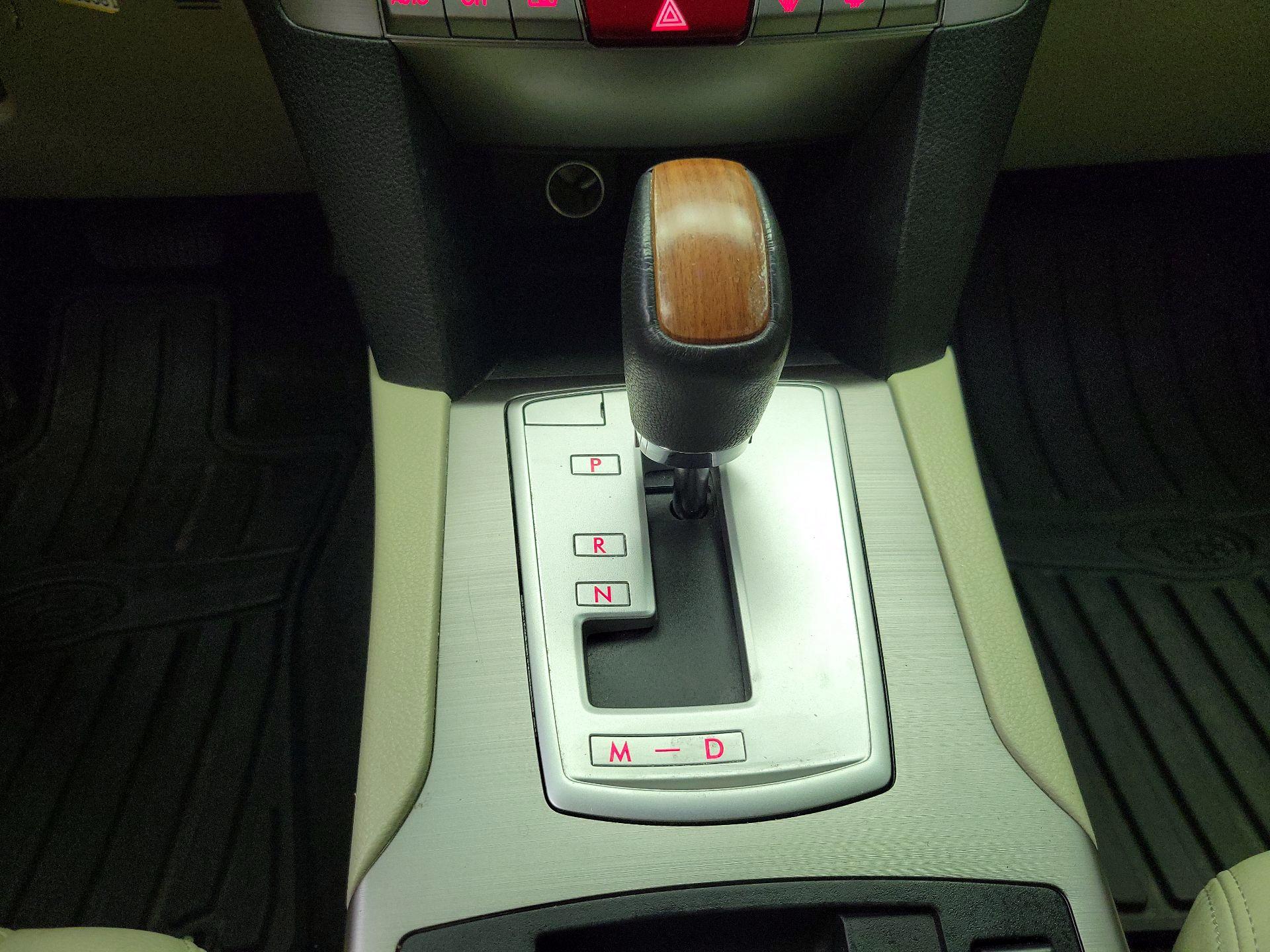Thumbnail: 2014 Subaru Outback - 17