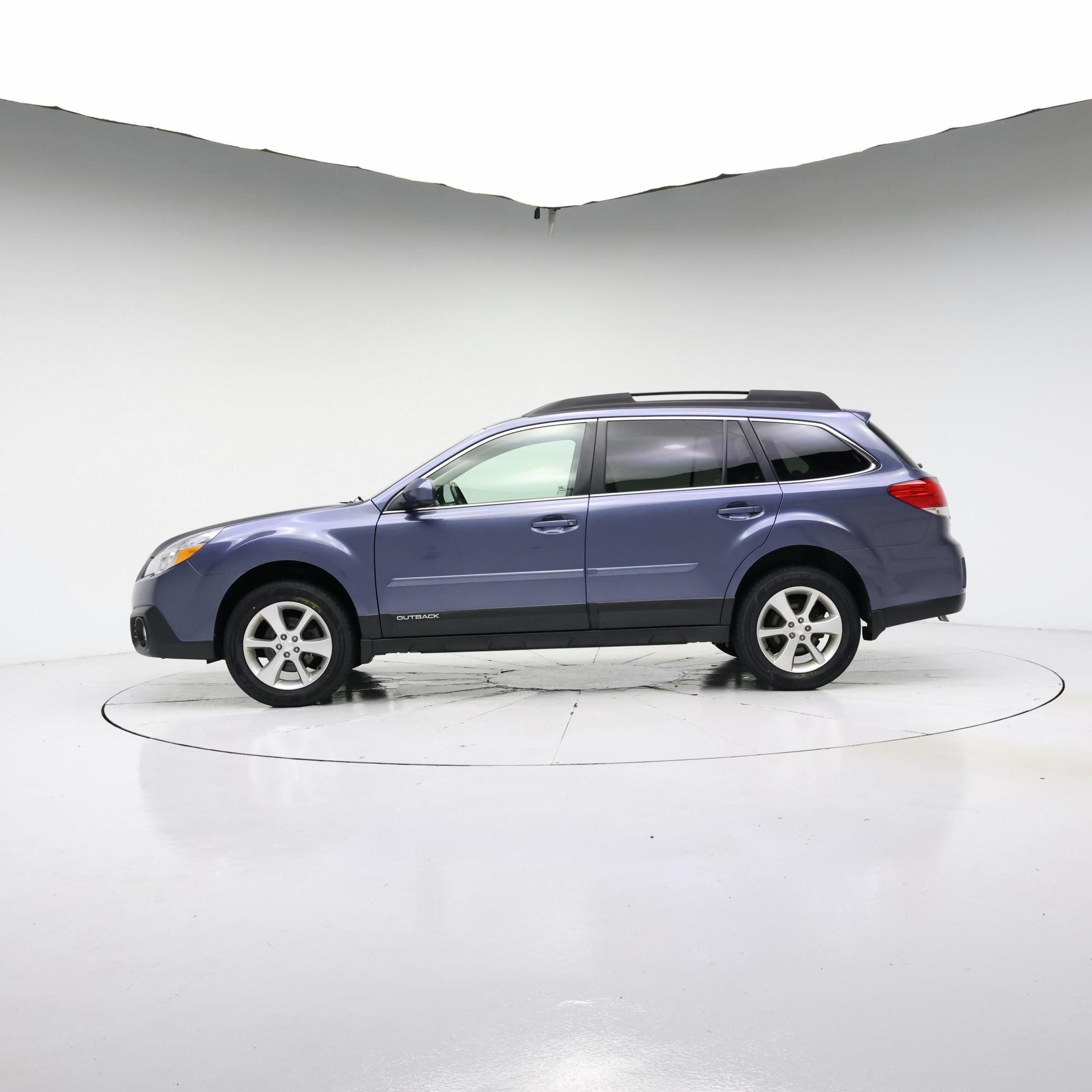 Thumbnail: 2014 Subaru Outback - 3
