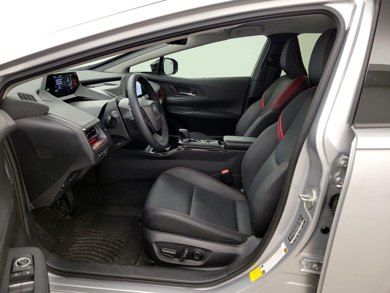 2024 Toyota Prius Prime 12