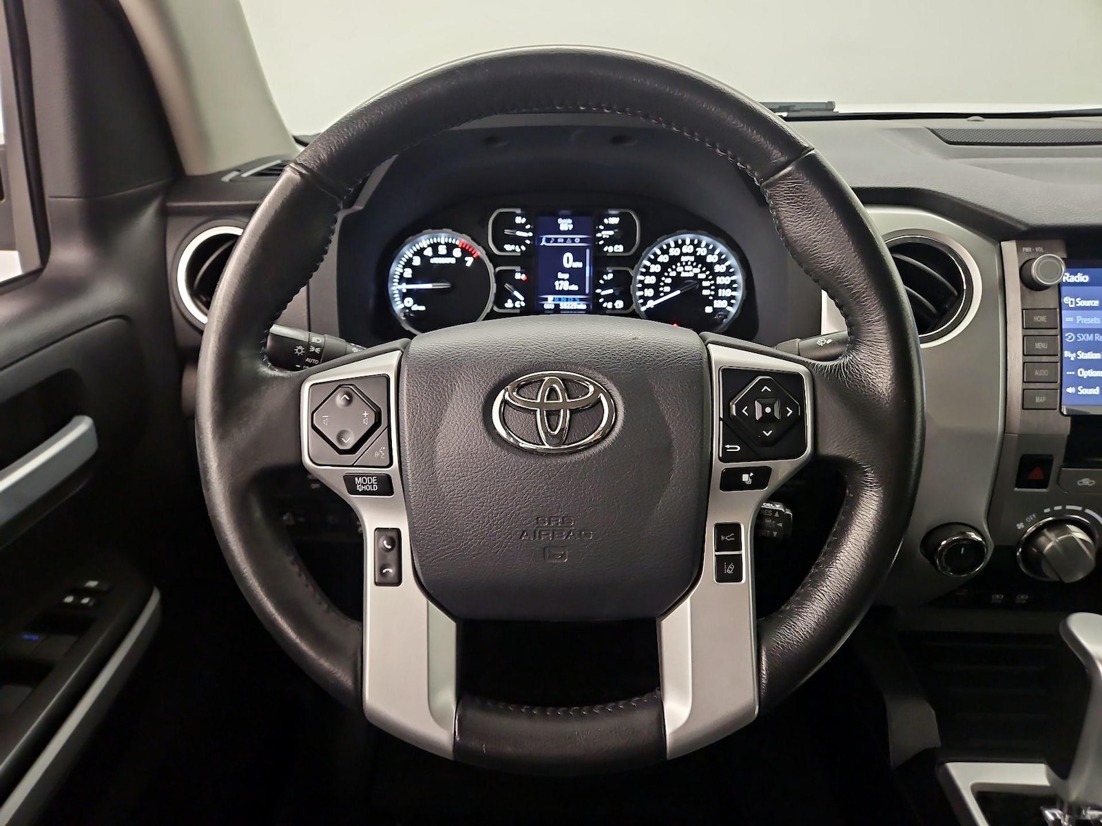 2020 Toyota Tundra SR5 - Photo 11
