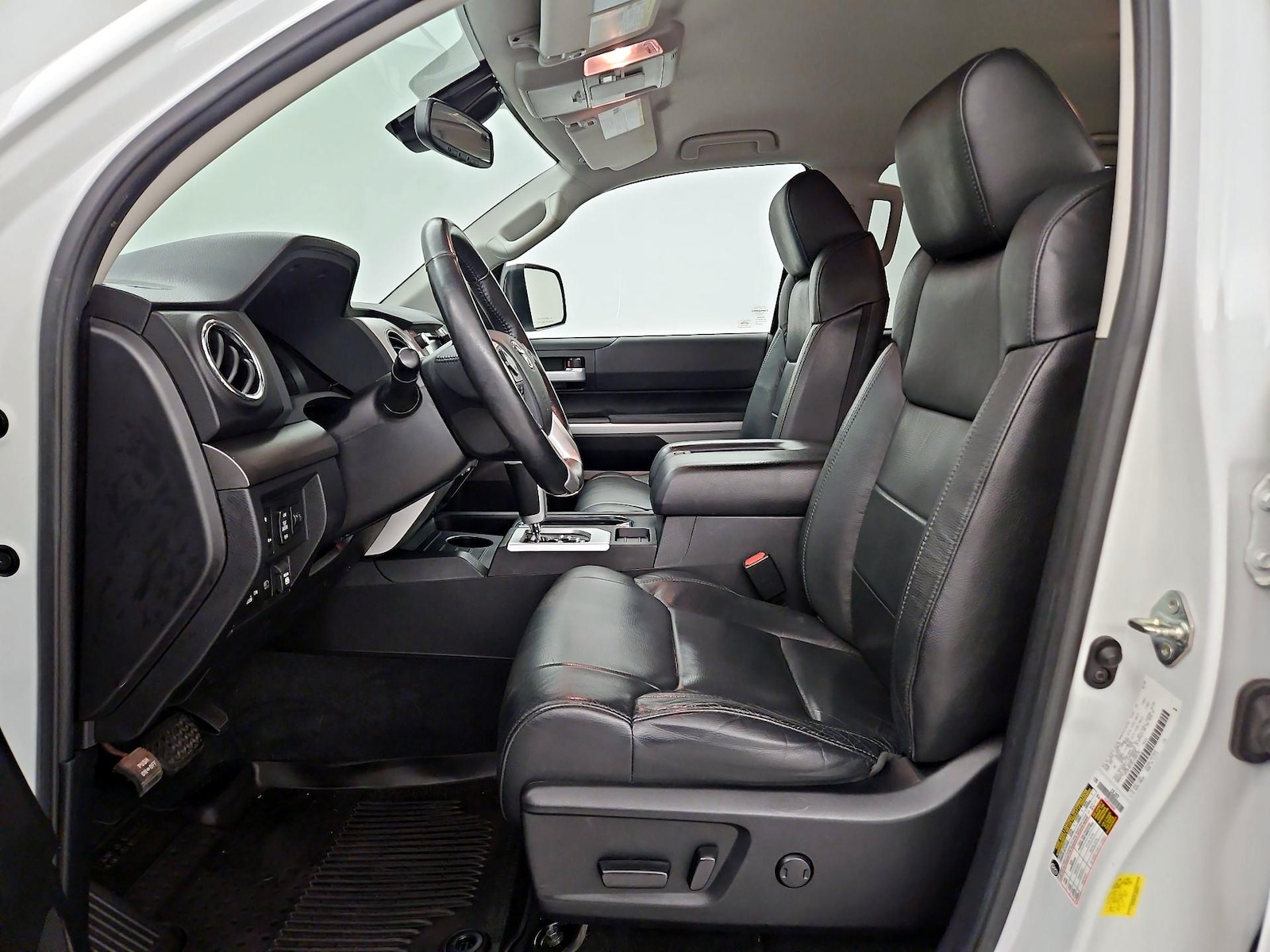 2020 Toyota Tundra SR5 - Photo 12