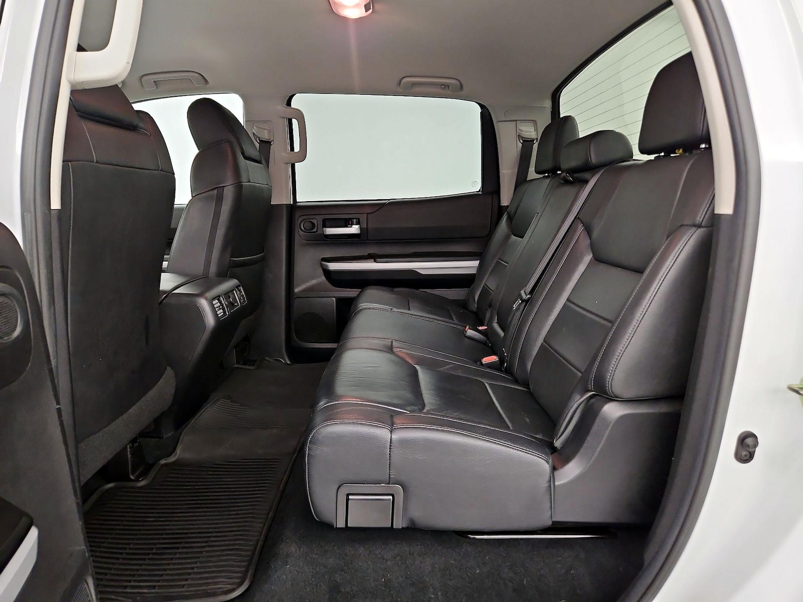 2020 Toyota Tundra SR5 - Photo 20