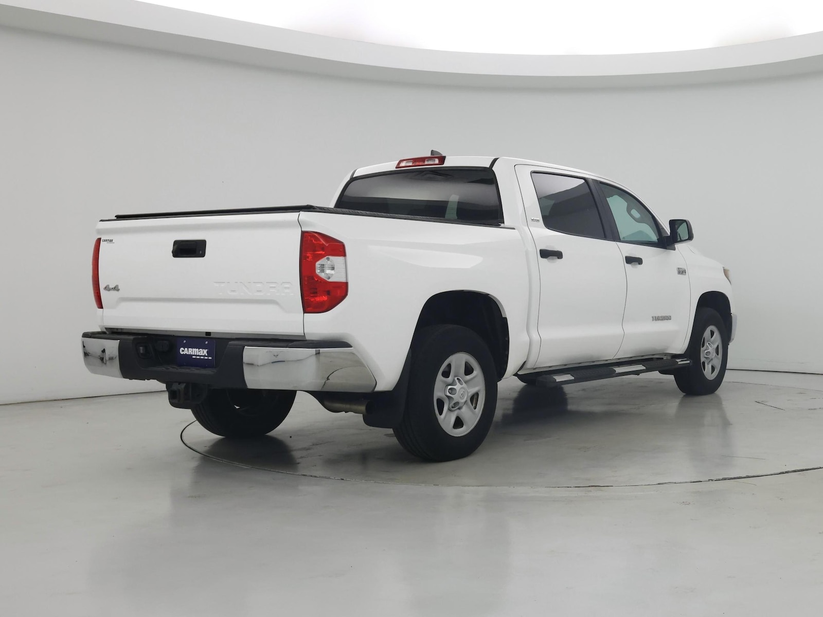2020 Toyota Tundra SR5 - Photo 9