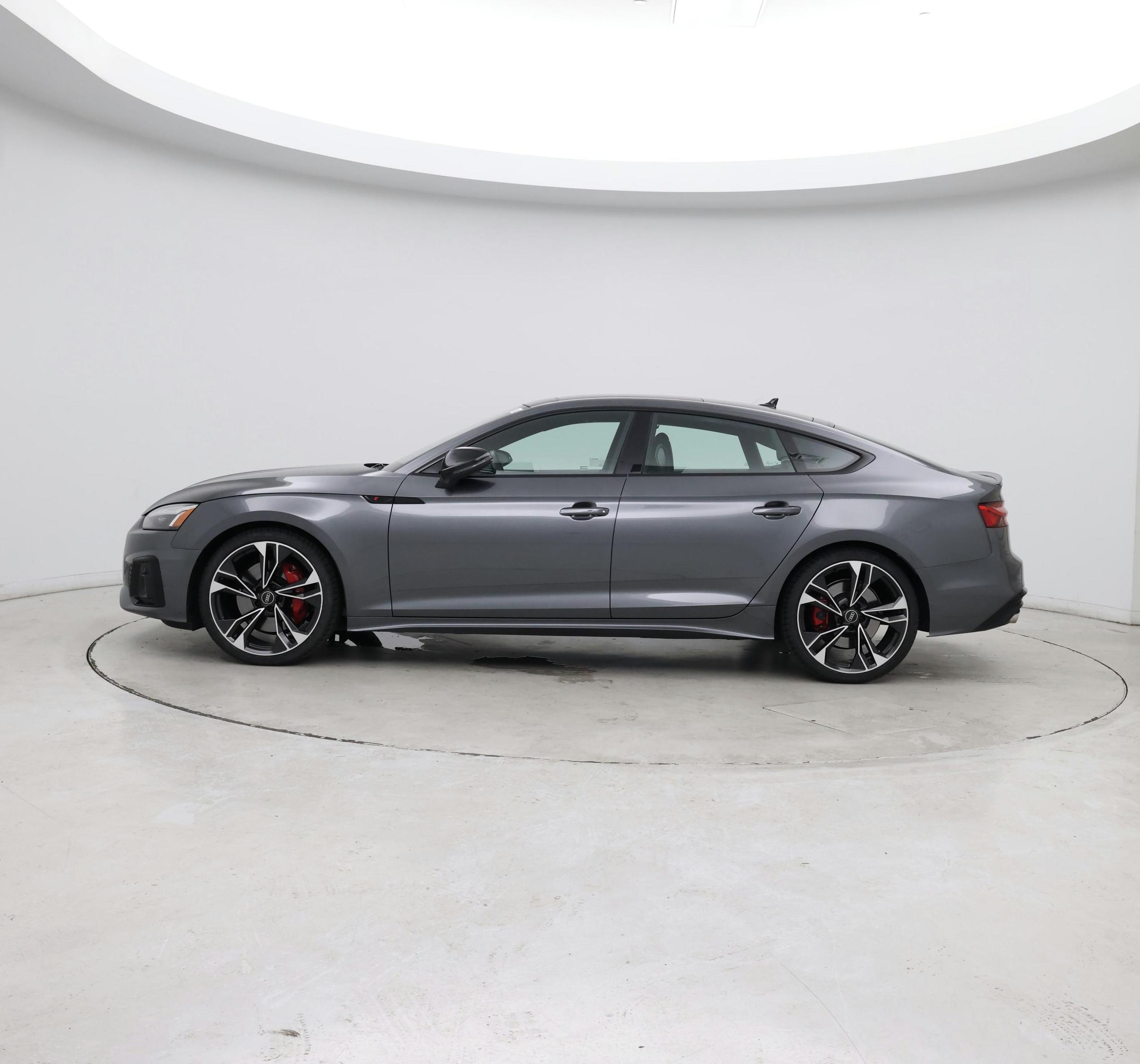 Thumbnail: 2021 Audi S5 - 3