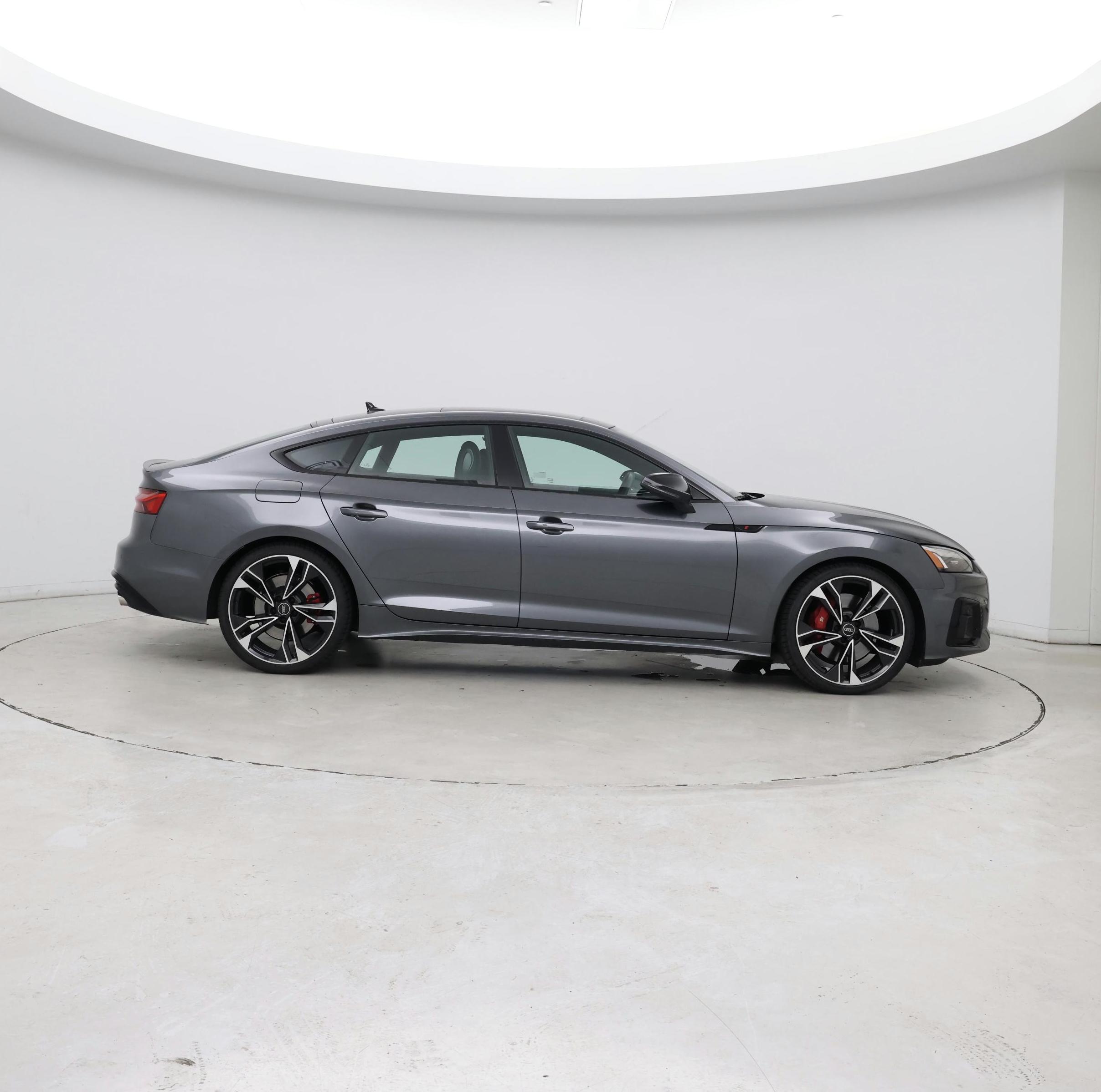 Thumbnail: 2021 Audi S5 - 7