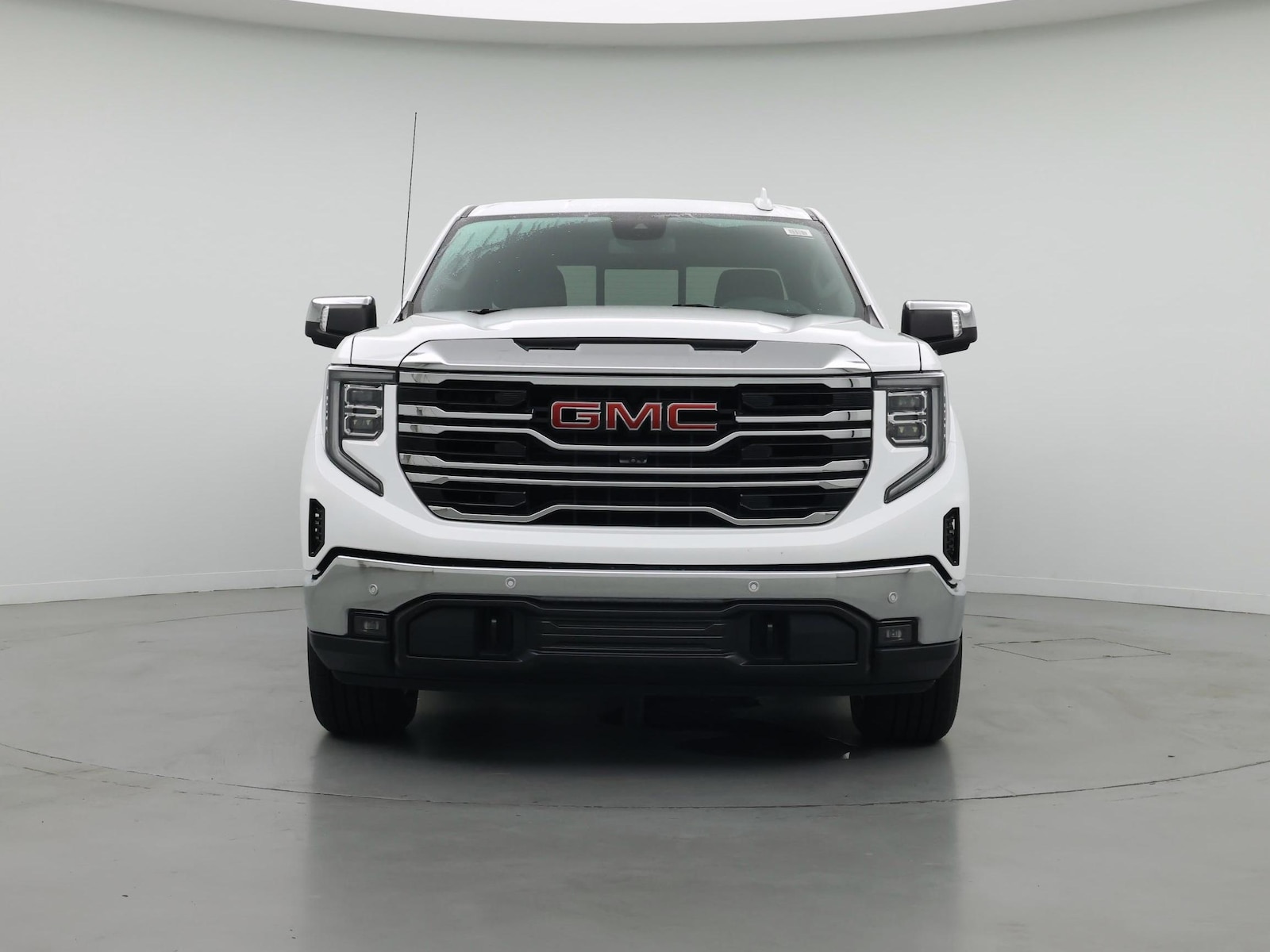 2024 GMC Sierra 1500 SLT - Photo 6