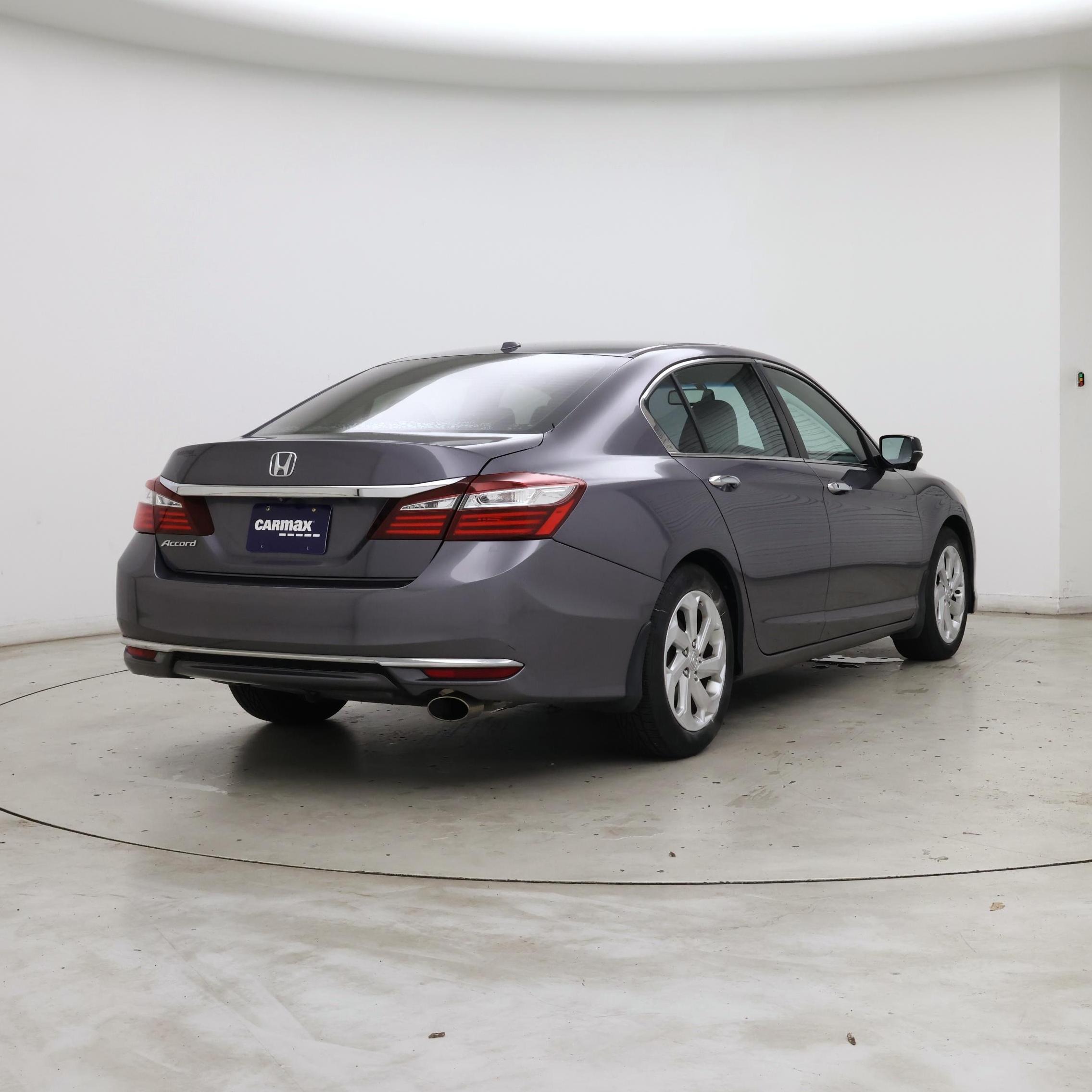 Thumbnail: 2016 Honda Accord - 8