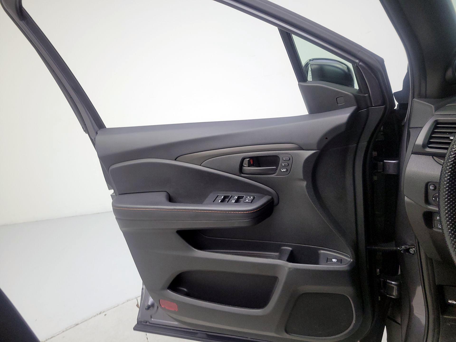 Thumbnail: 2025 Honda Ridgeline - 12