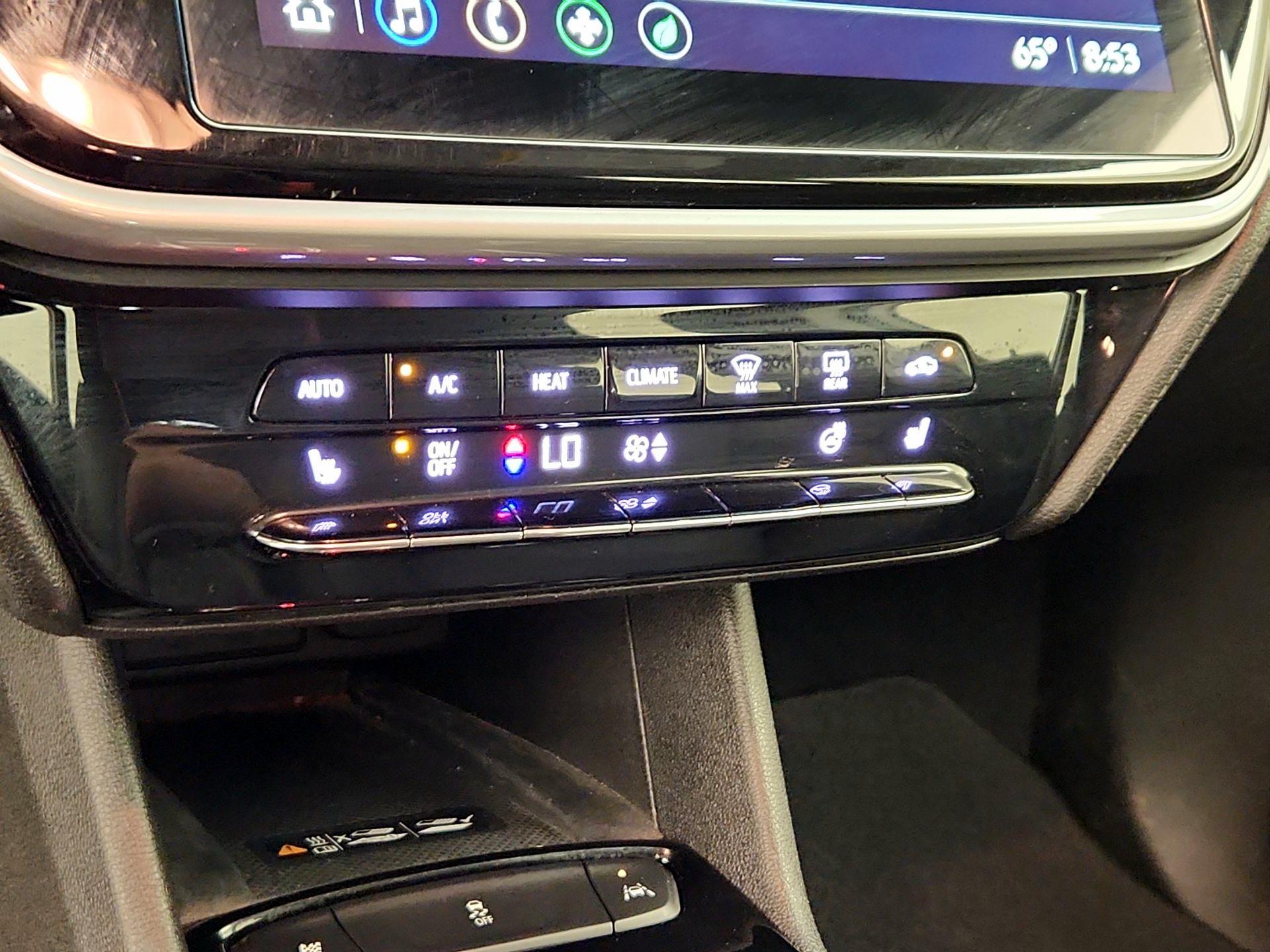 Thumbnail: 2023 Chevrolet Bolt EV - 16