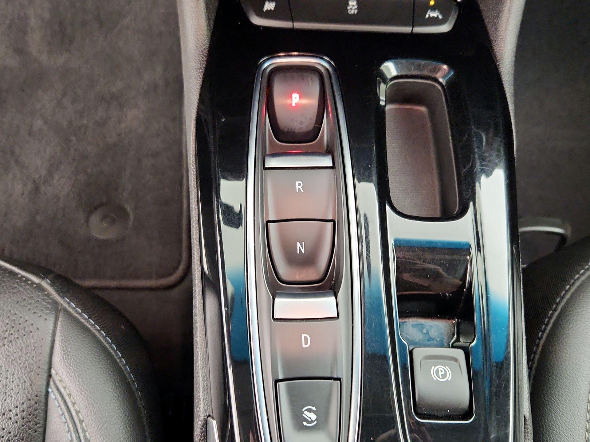 Thumbnail: 2023 Chevrolet Bolt EV - 17