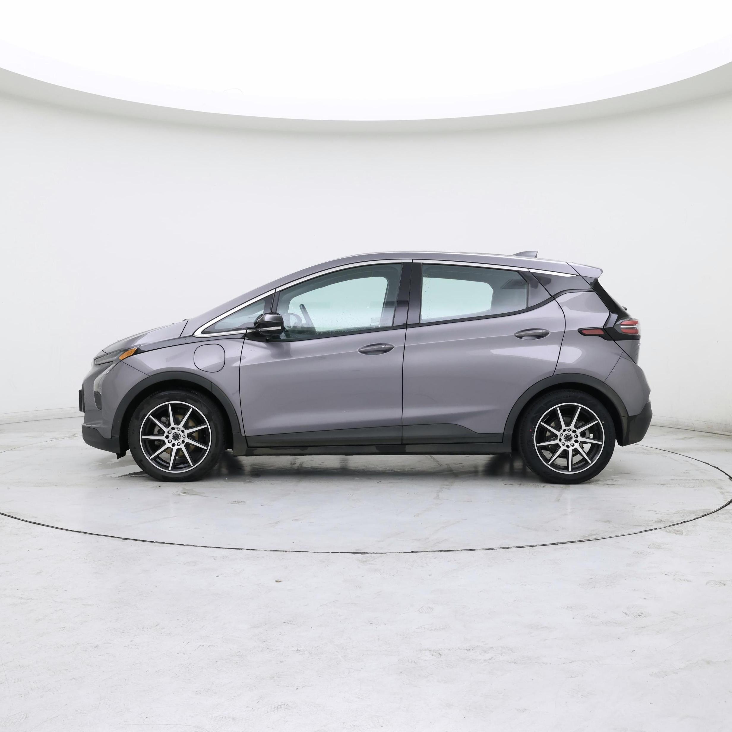 Thumbnail: 2023 Chevrolet Bolt EV - 3
