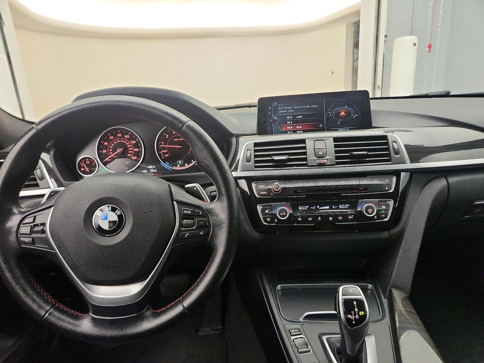 2017 BMW 3 Series 330i - Photo 10
