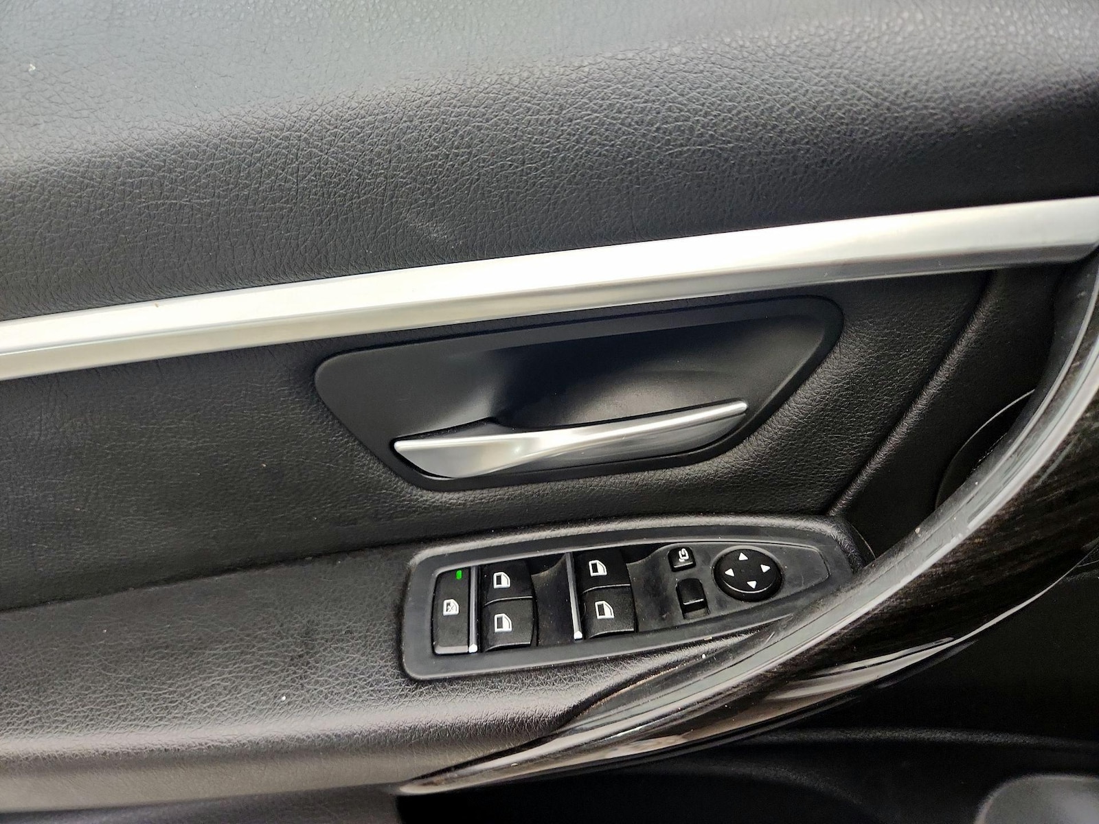 2017 BMW 3 Series 330i - Photo 13