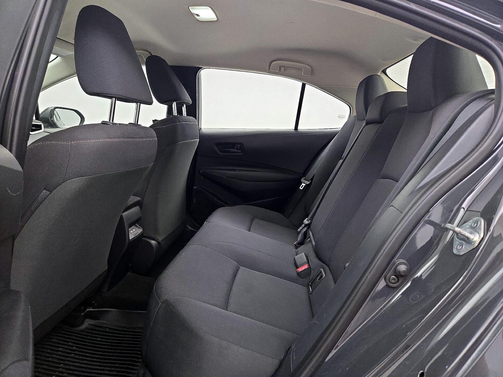 2023 Toyota Corolla LE - Photo 20
