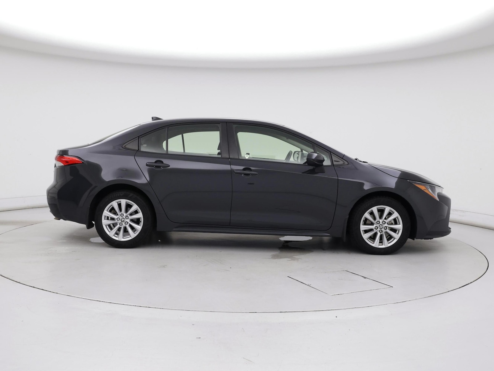 2023 Toyota Corolla LE - Photo 8