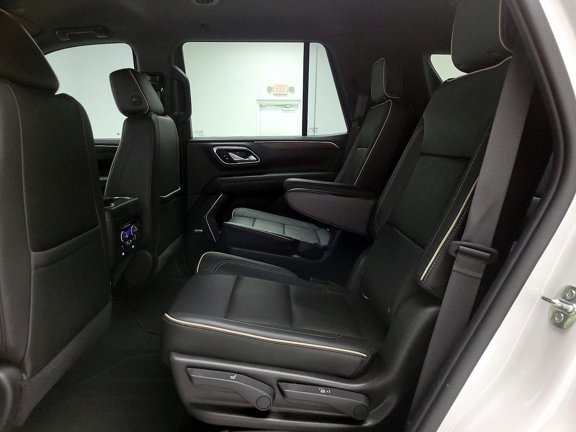 Thumbnail: 2021 Chevrolet Tahoe - 20