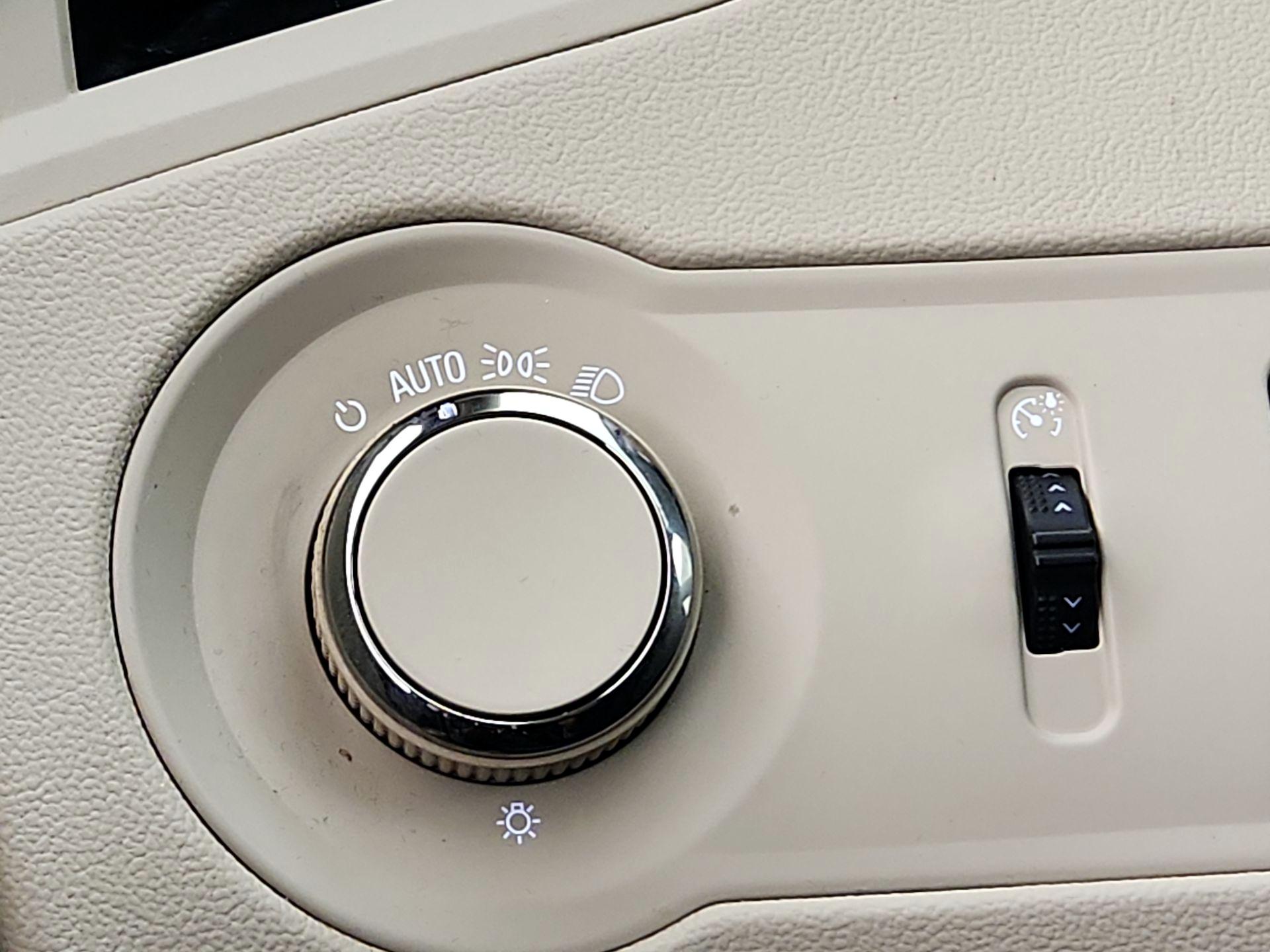 Thumbnail: 2014 Buick LaCrosse - 13