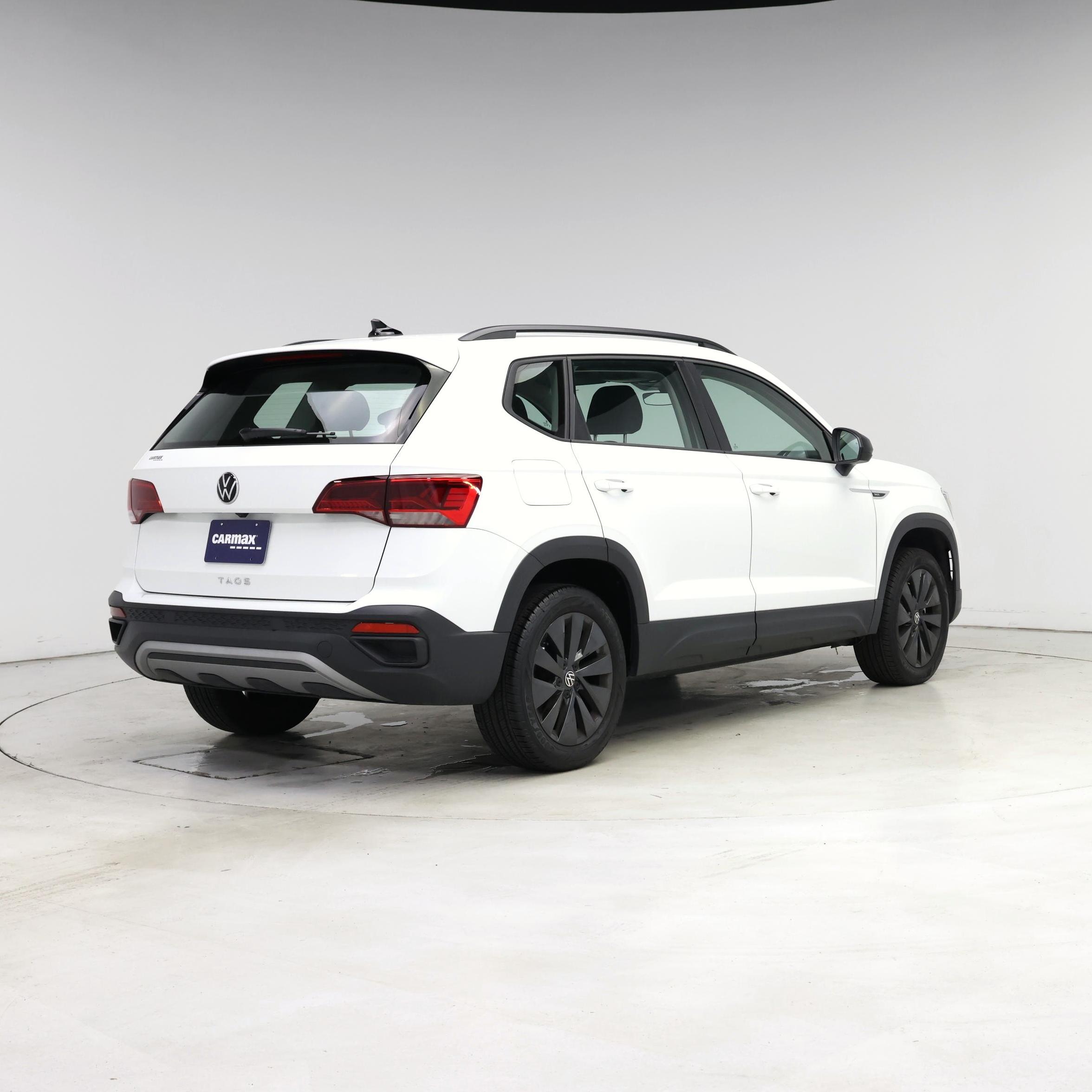 Thumbnail: 2024 Volkswagen Taos - 8