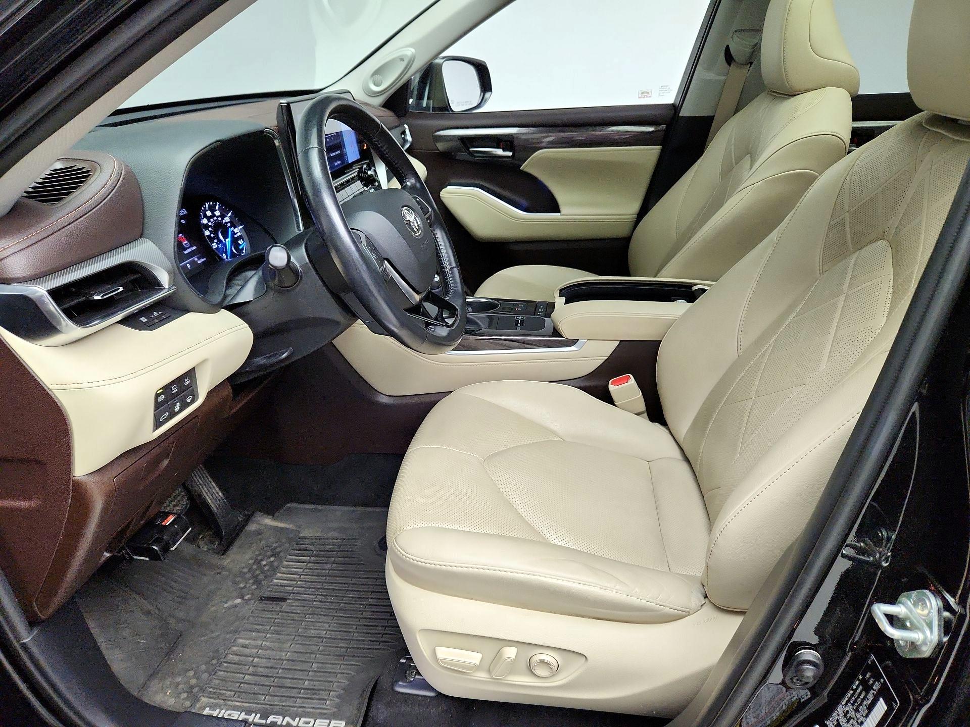 Thumbnail: 2020 Toyota Highlander - 9