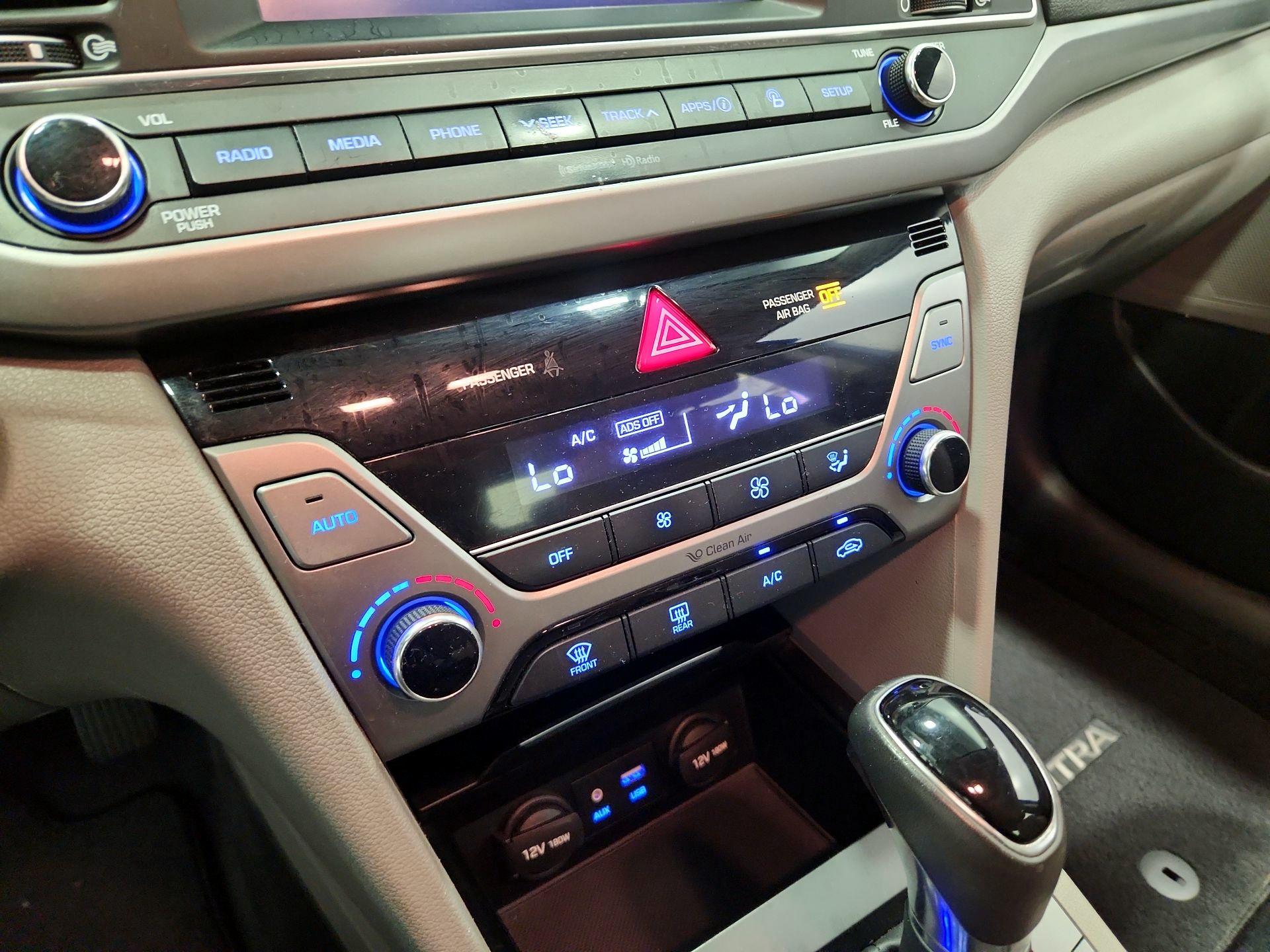Thumbnail: 2017 Hyundai Elantra - 16
