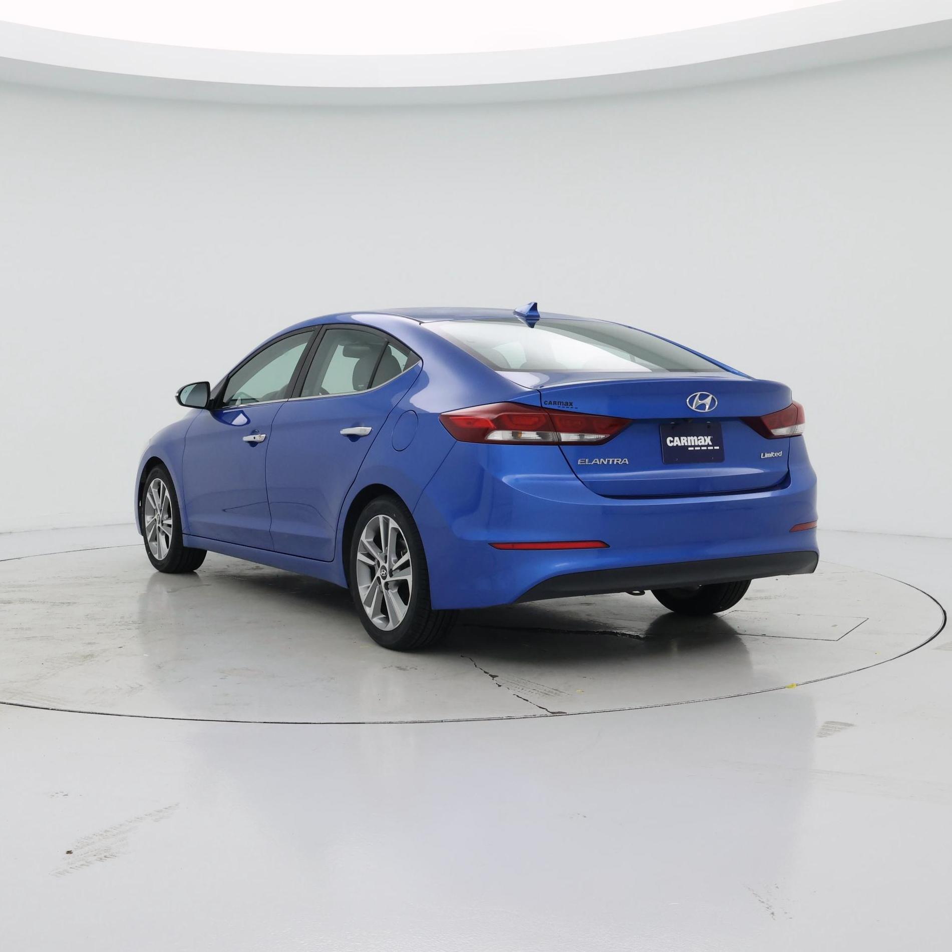 Thumbnail: 2017 Hyundai Elantra - 2