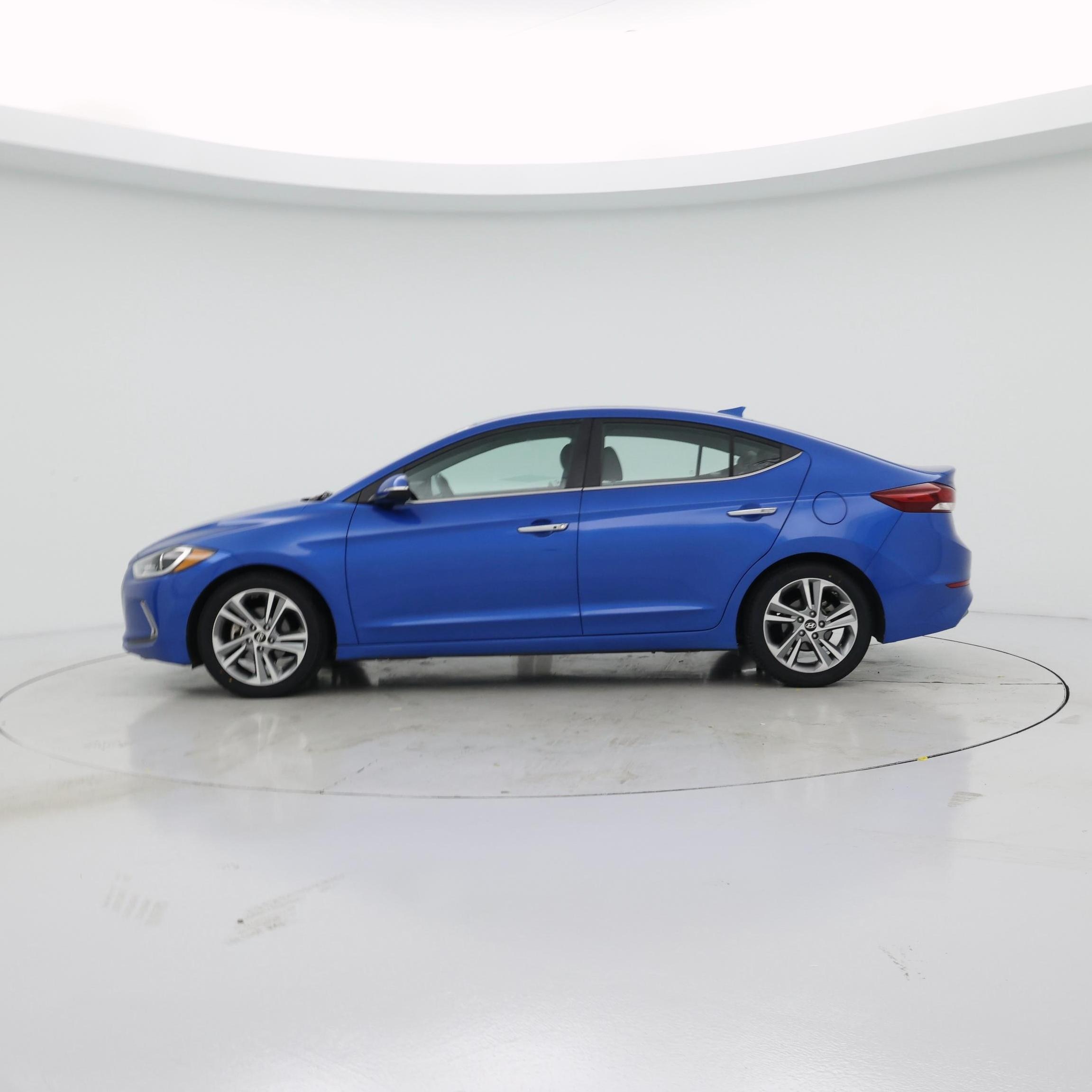Thumbnail: 2017 Hyundai Elantra - 3