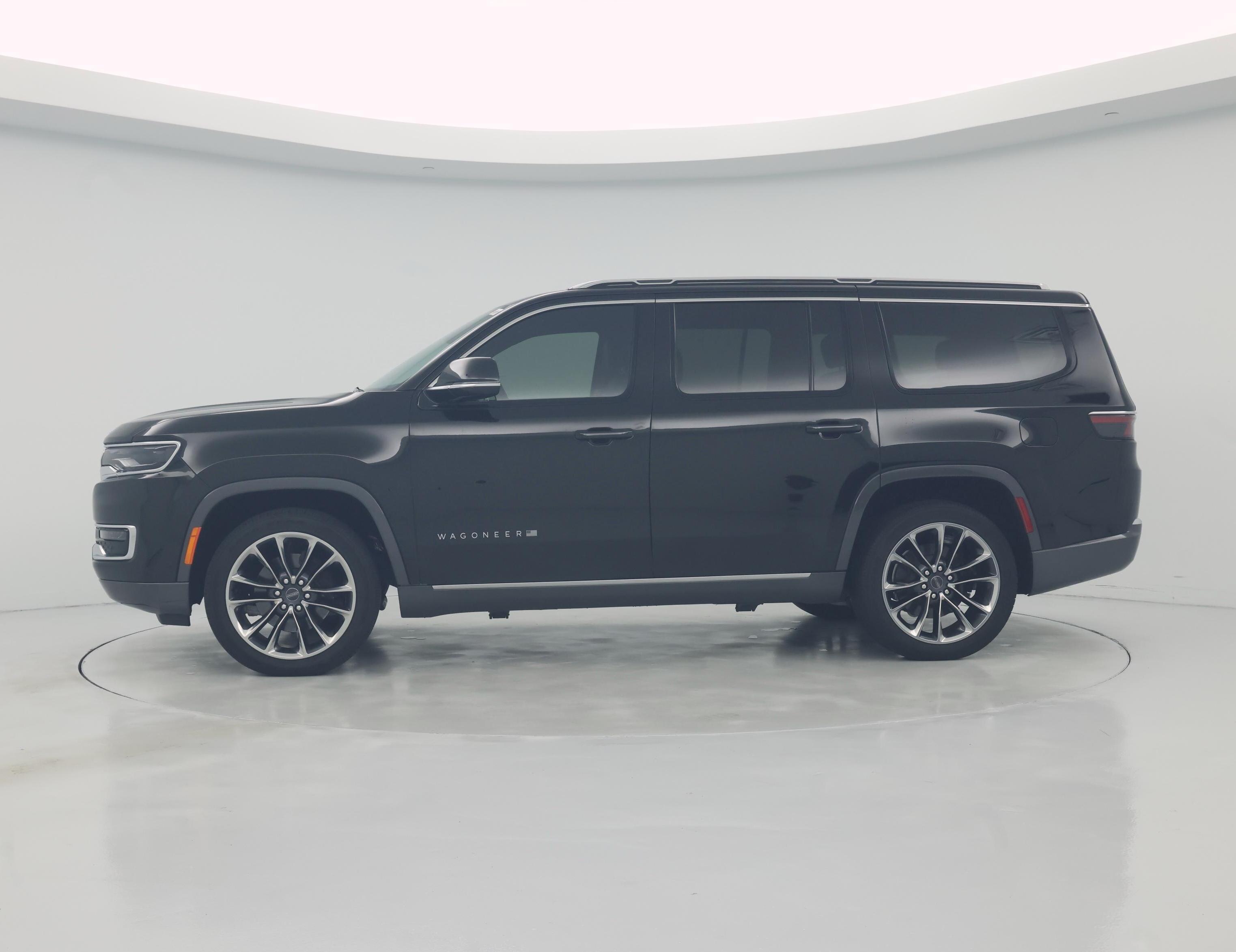 Thumbnail: 2022 Jeep Wagoneer - 3