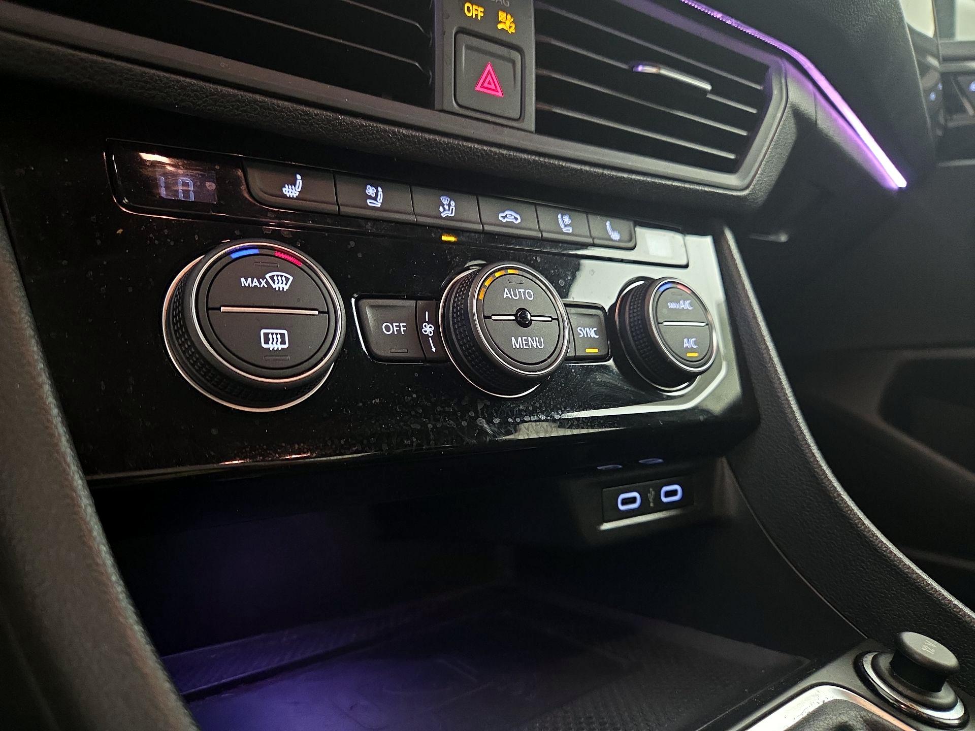 Thumbnail: 2021 Volkswagen Jetta - 16