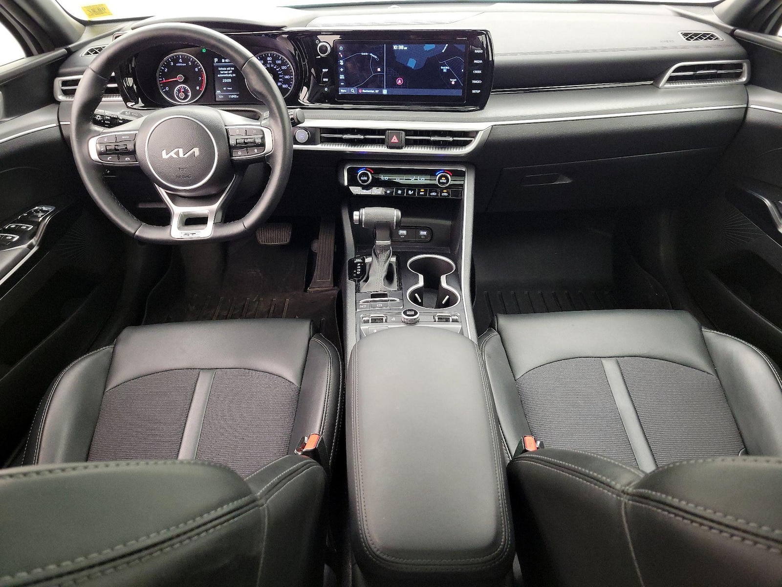 2023 Kia K5 GT-Line - Photo 10