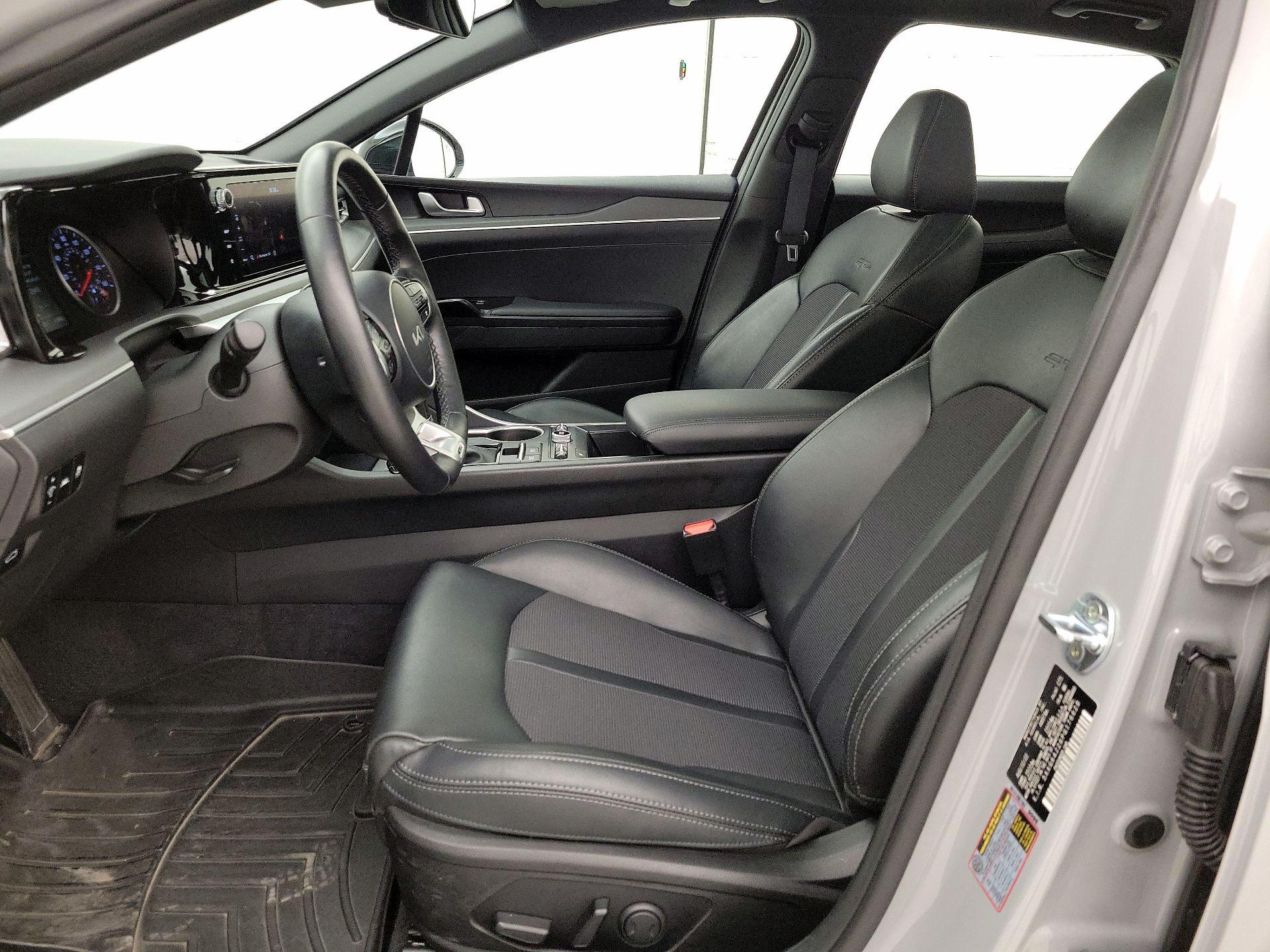 Thumbnail: 2023 Kia K5 - 11
