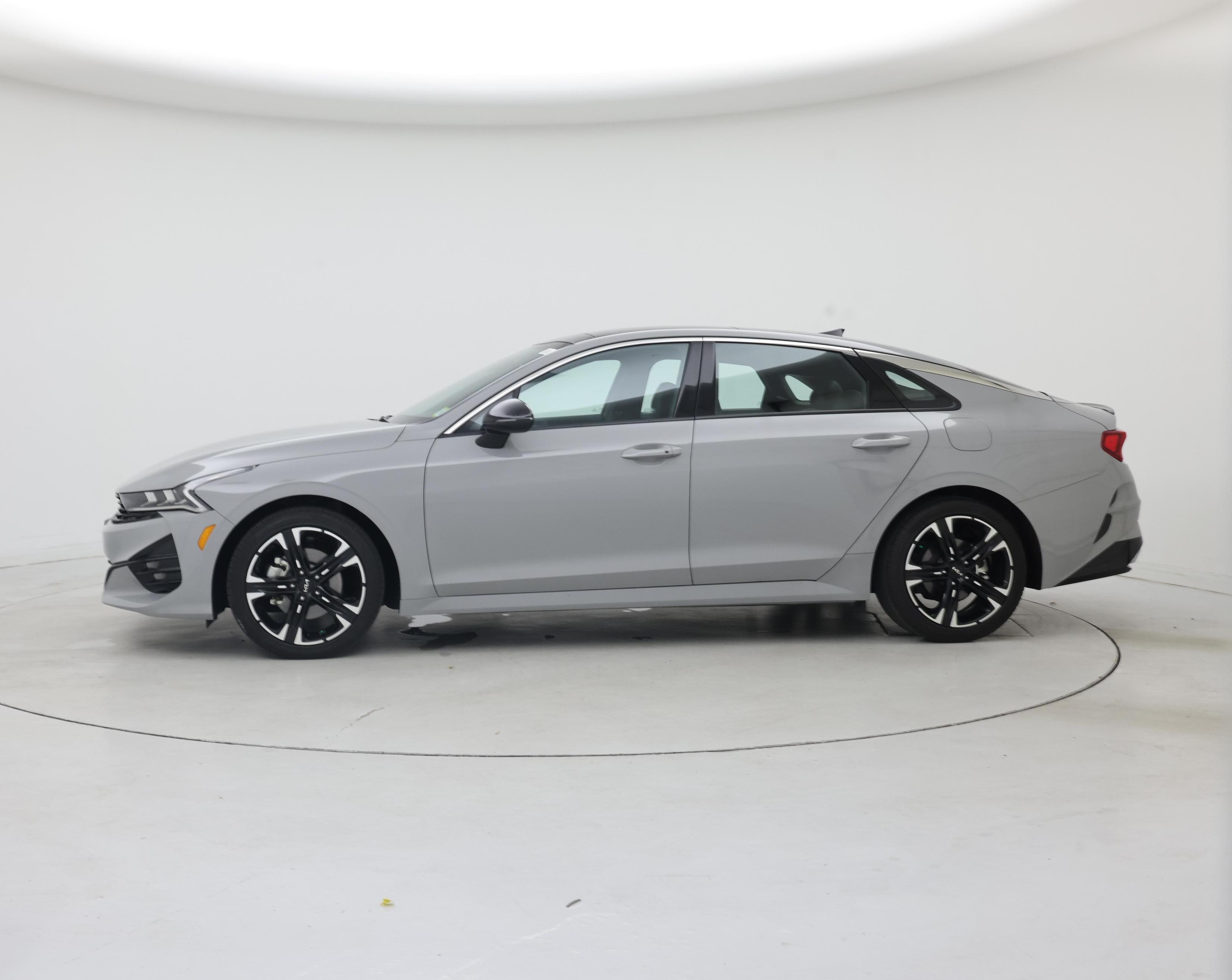 Thumbnail: 2023 Kia K5 - 3