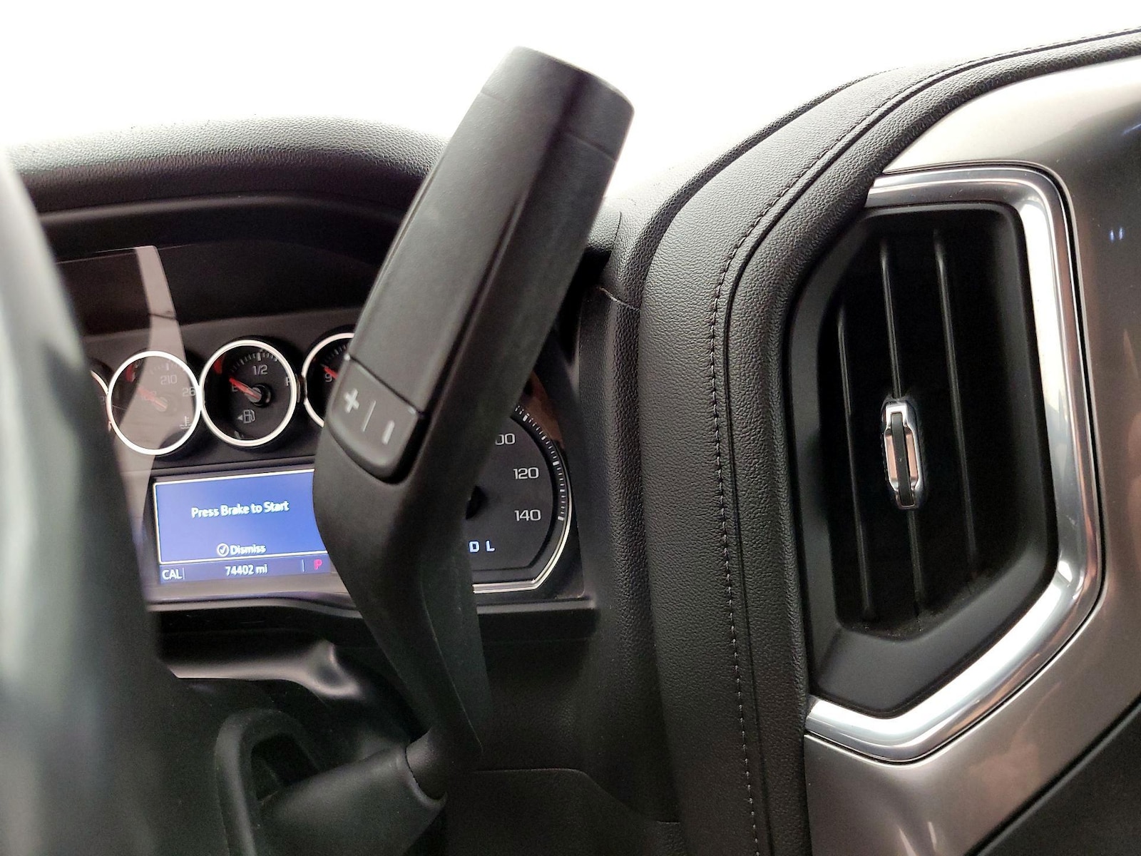 2019 Chevrolet Silverado 1500 RST - Photo 17