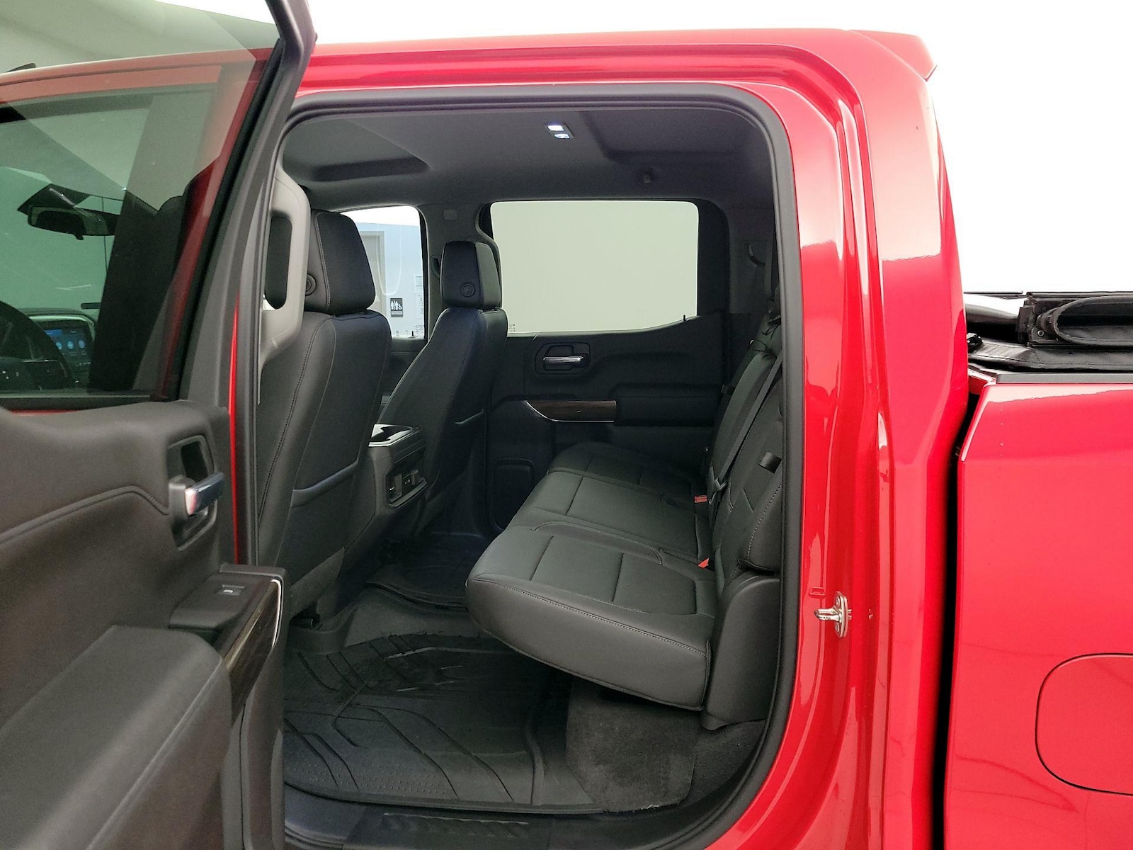 2019 Chevrolet Silverado 1500 RST - Photo 19