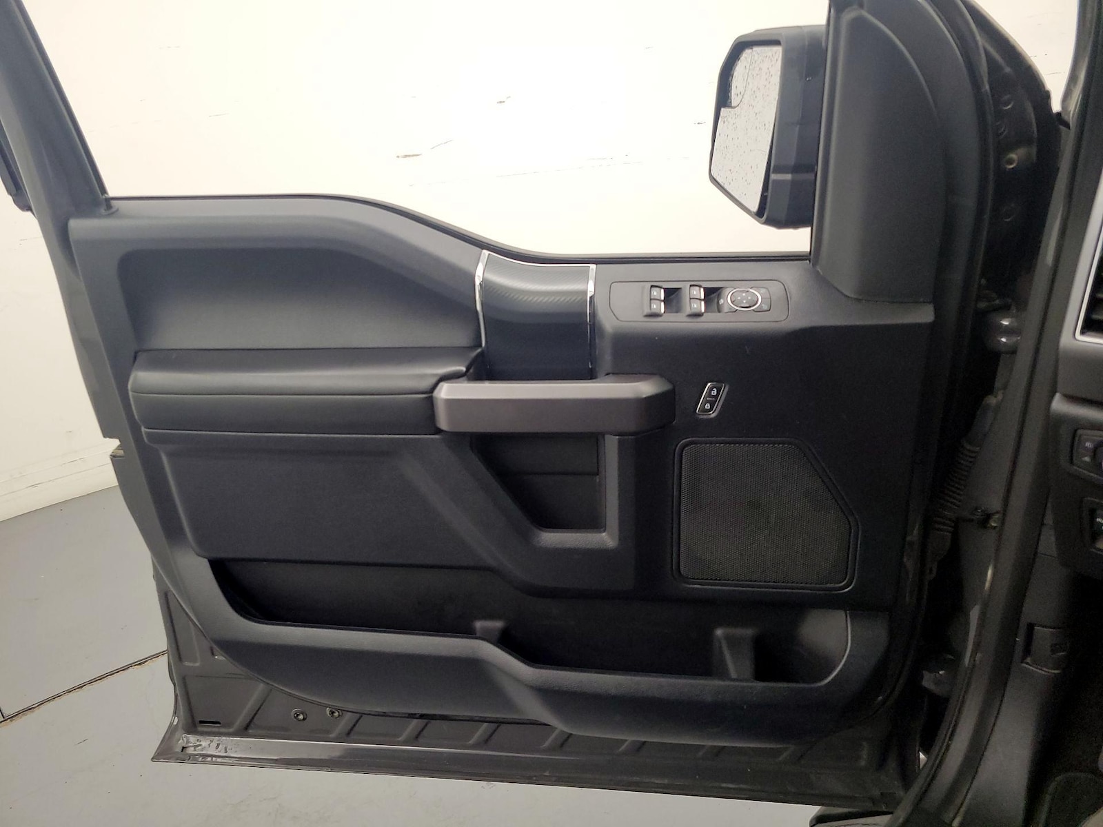 2020 Ford F-150 XLT - Photo 13