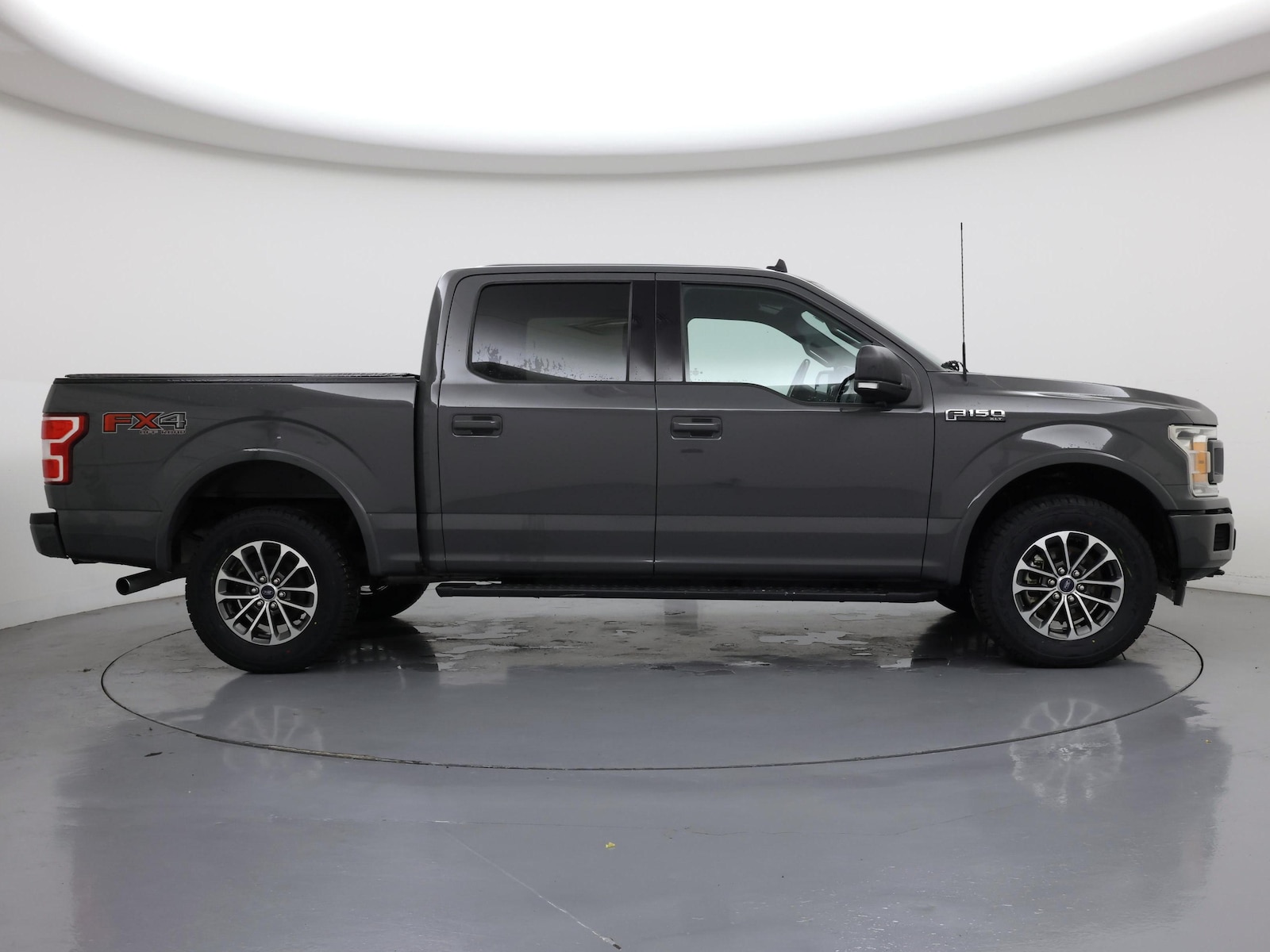 2020 Ford F-150 XLT - Photo 8