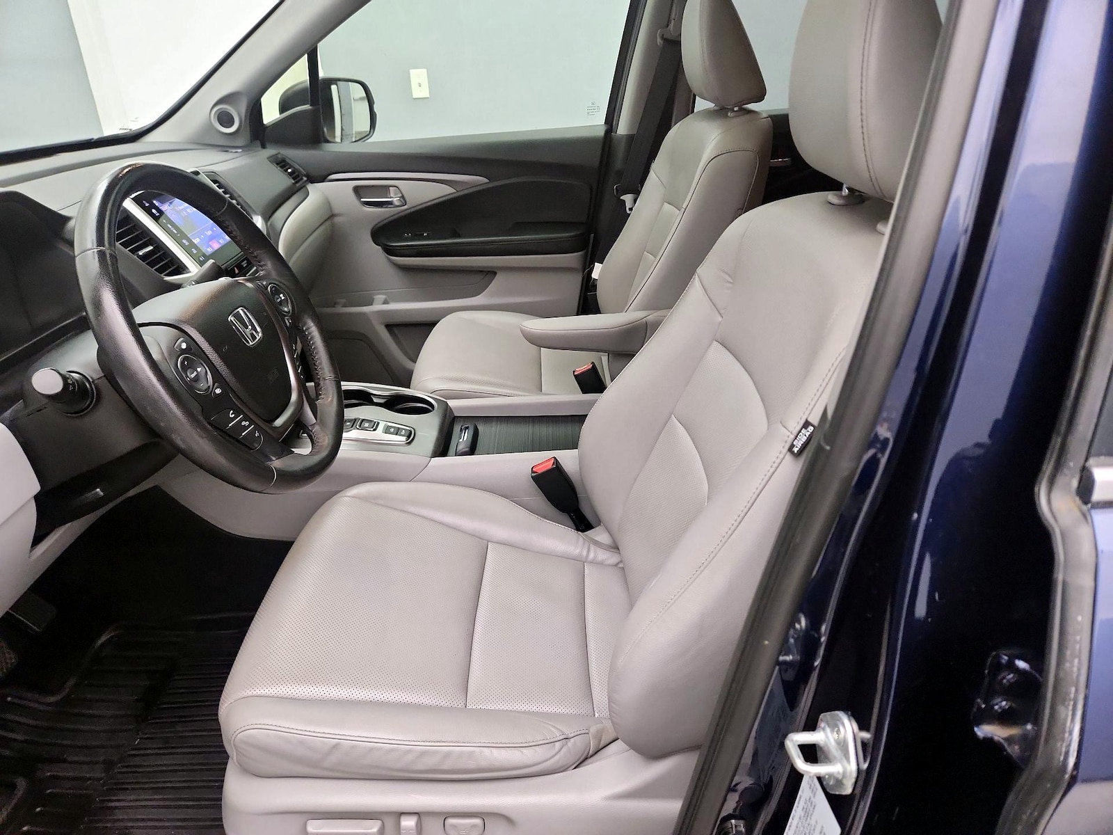 2020 Honda Ridgeline RTL - Photo 12