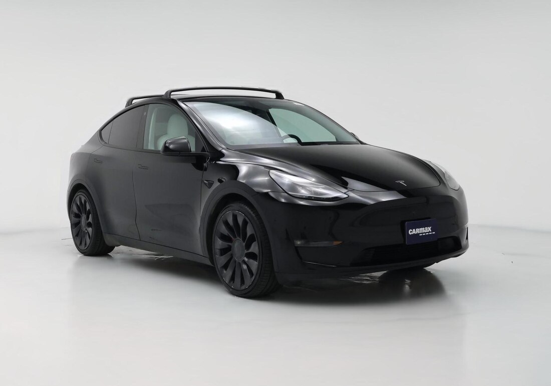 2022 Tesla Model Y Performance All-Wheel Drive in Black — CarMax photo
