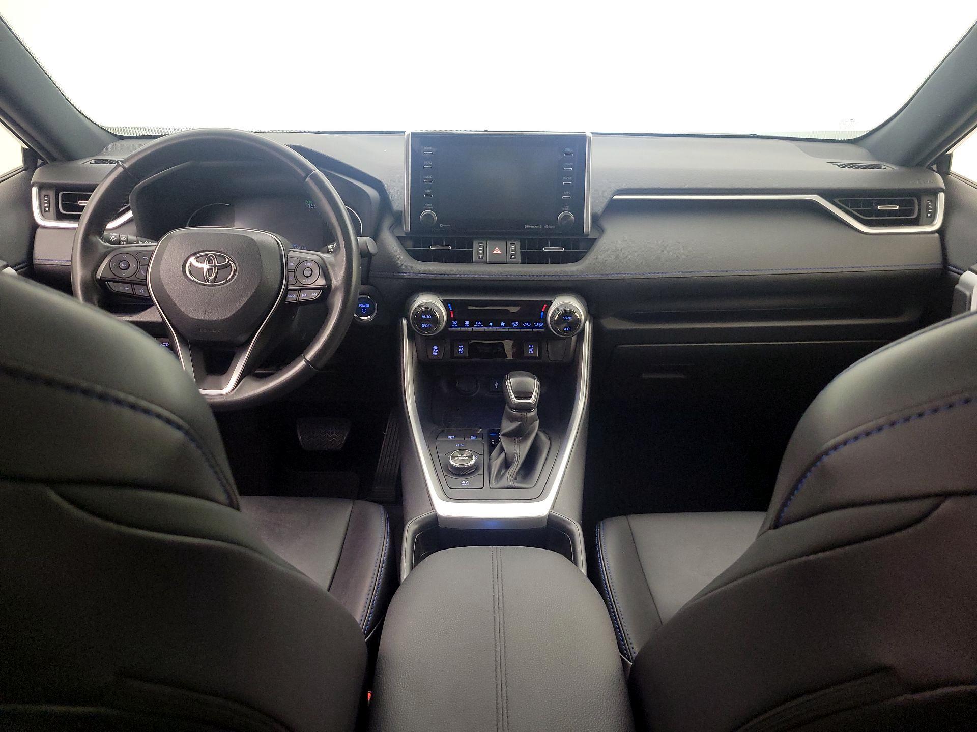 Thumbnail: 2021 Toyota RAV4 - 9