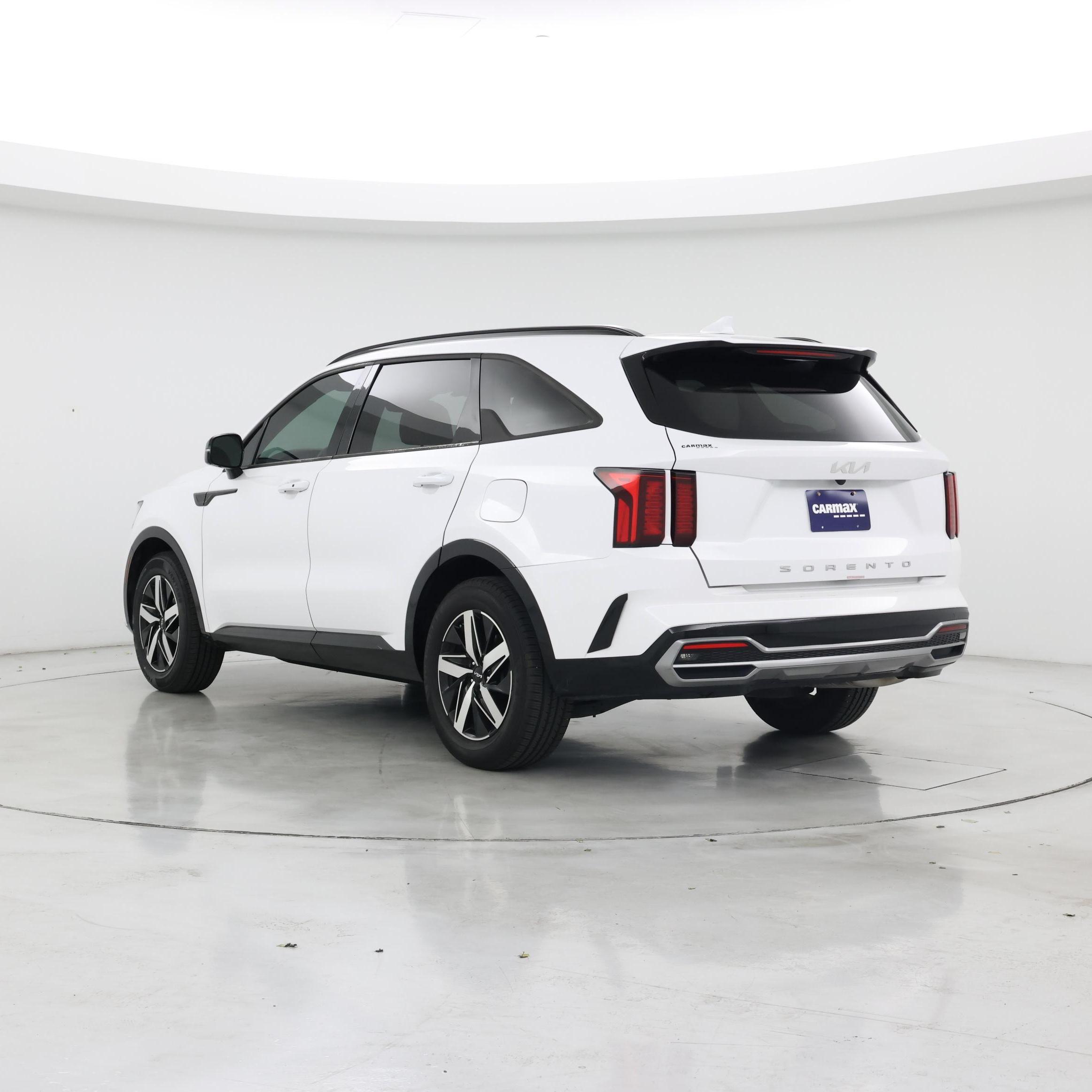 Thumbnail: 2022 Kia Sorento - 2