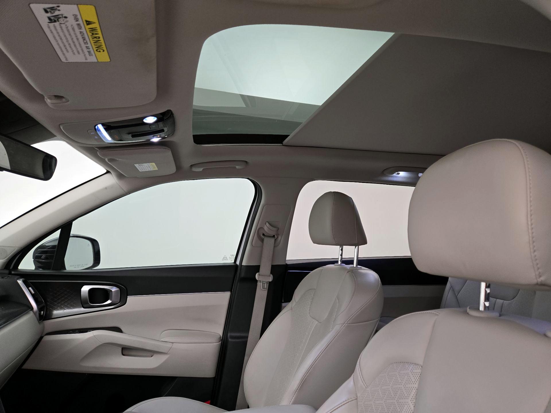 Thumbnail: 2022 Kia Sorento - 20