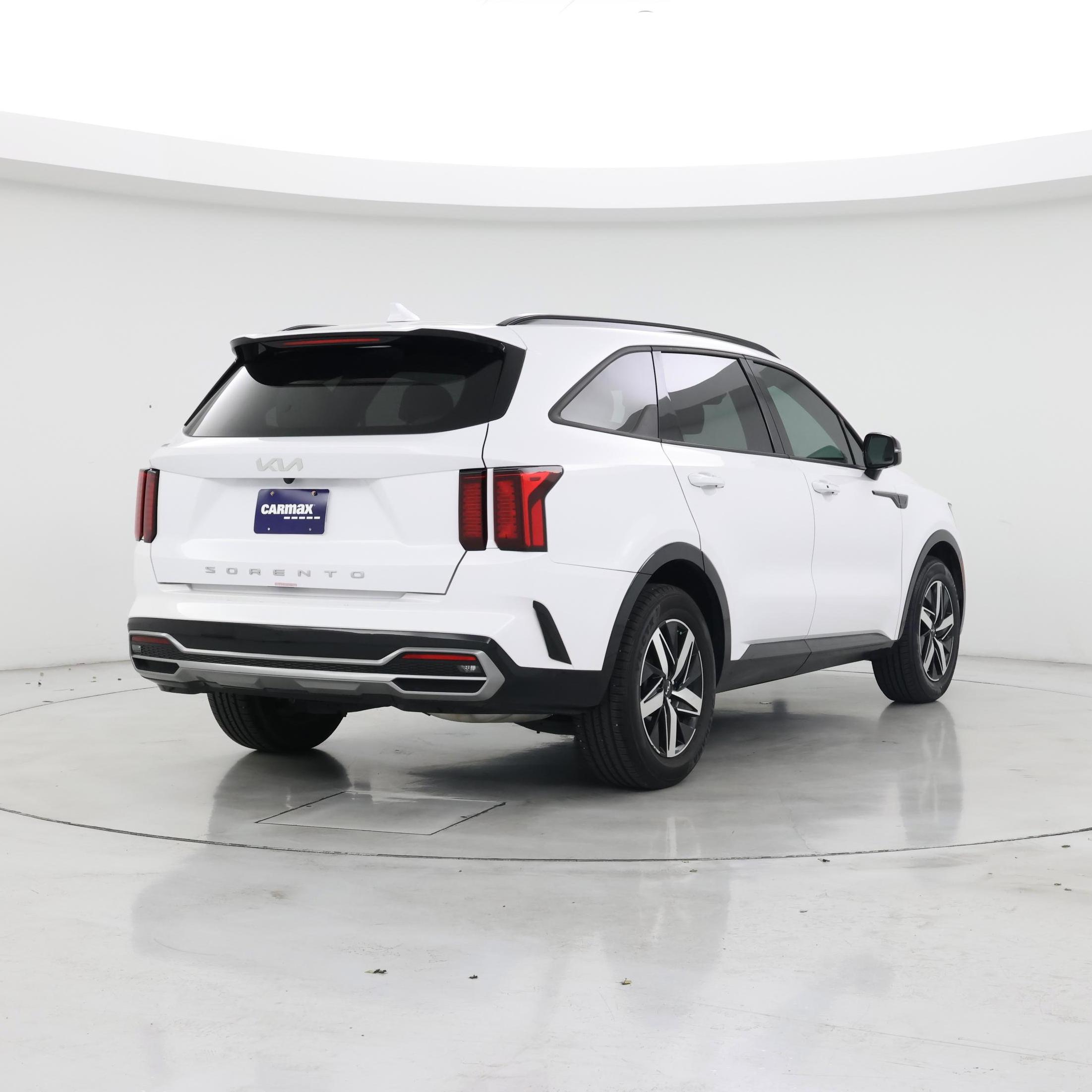 Thumbnail: 2022 Kia Sorento - 8