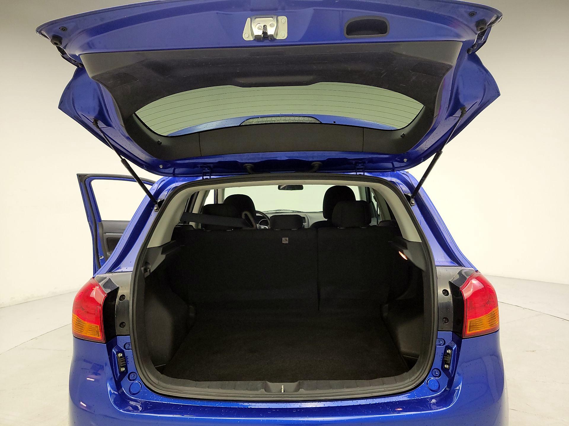 Thumbnail: 2015 Mitsubishi Outlander Sport - 19
