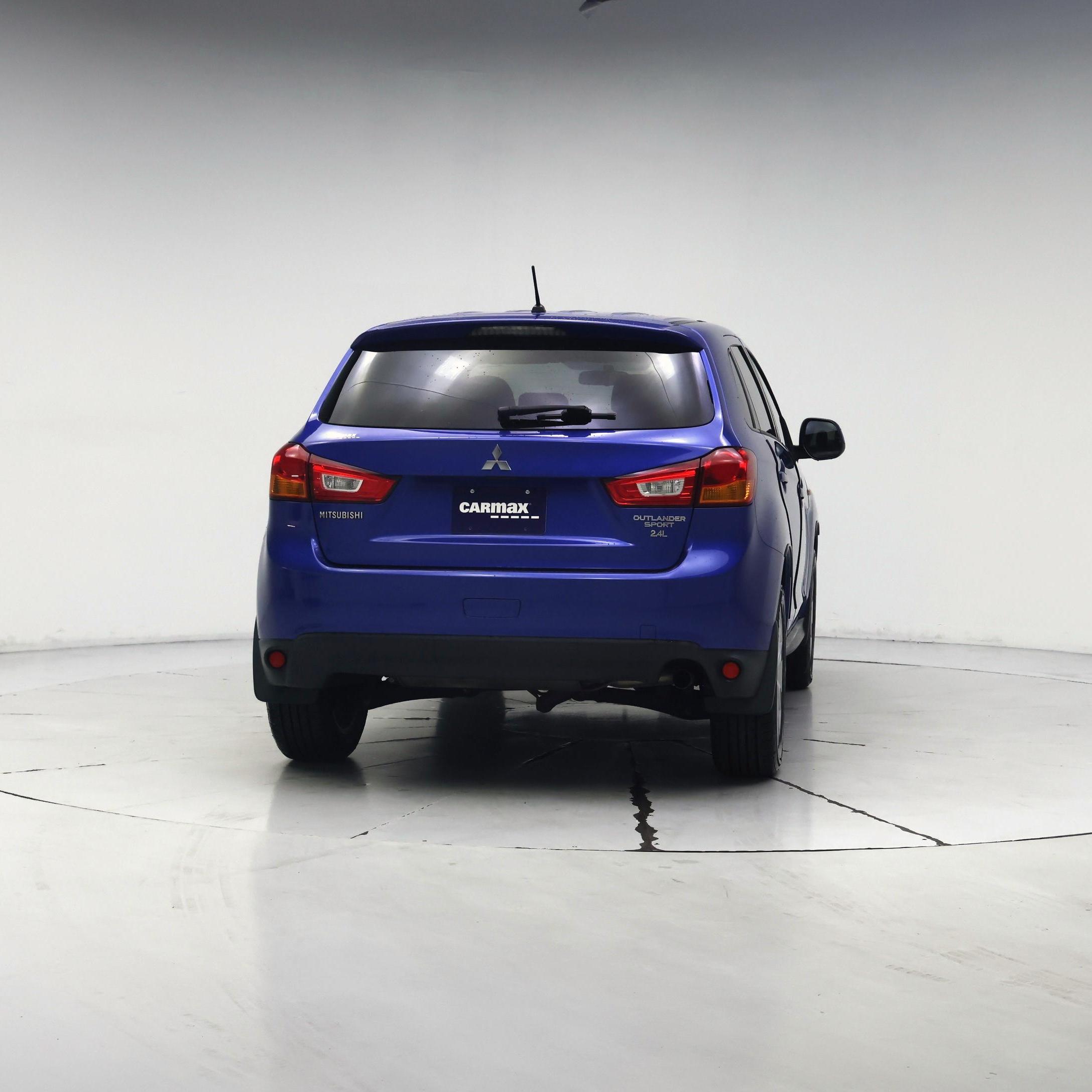 Thumbnail: 2015 Mitsubishi Outlander Sport - 6