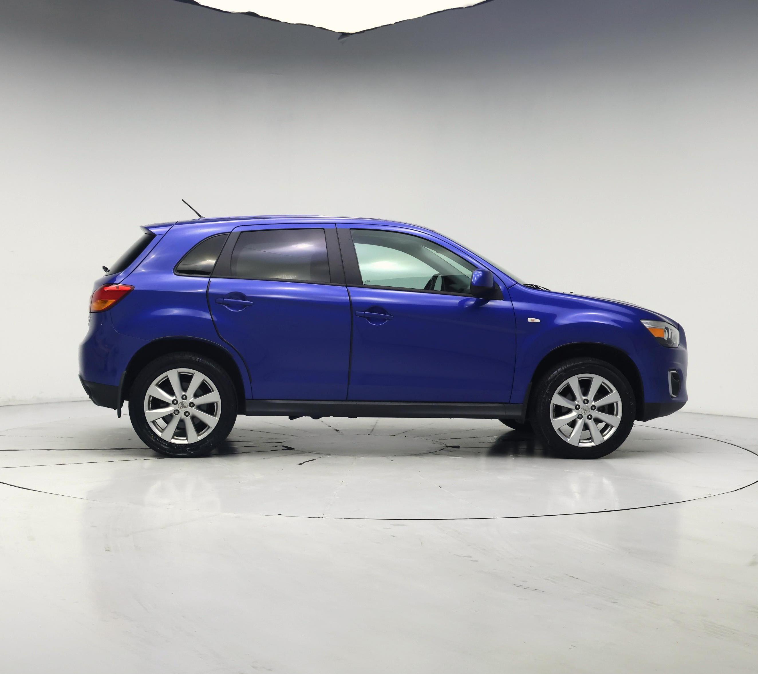 Thumbnail: 2015 Mitsubishi Outlander Sport - 7