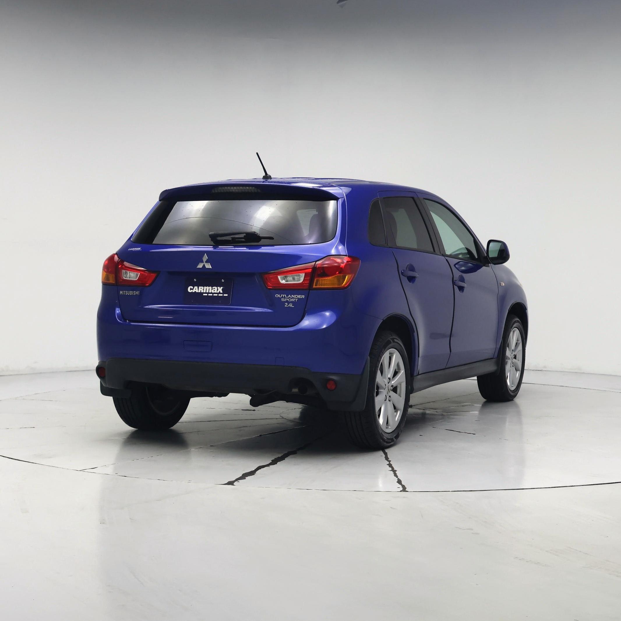 Thumbnail: 2015 Mitsubishi Outlander Sport - 8