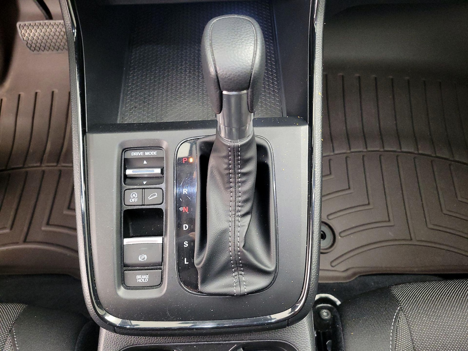 2024 Honda CR-V EX - Photo 18