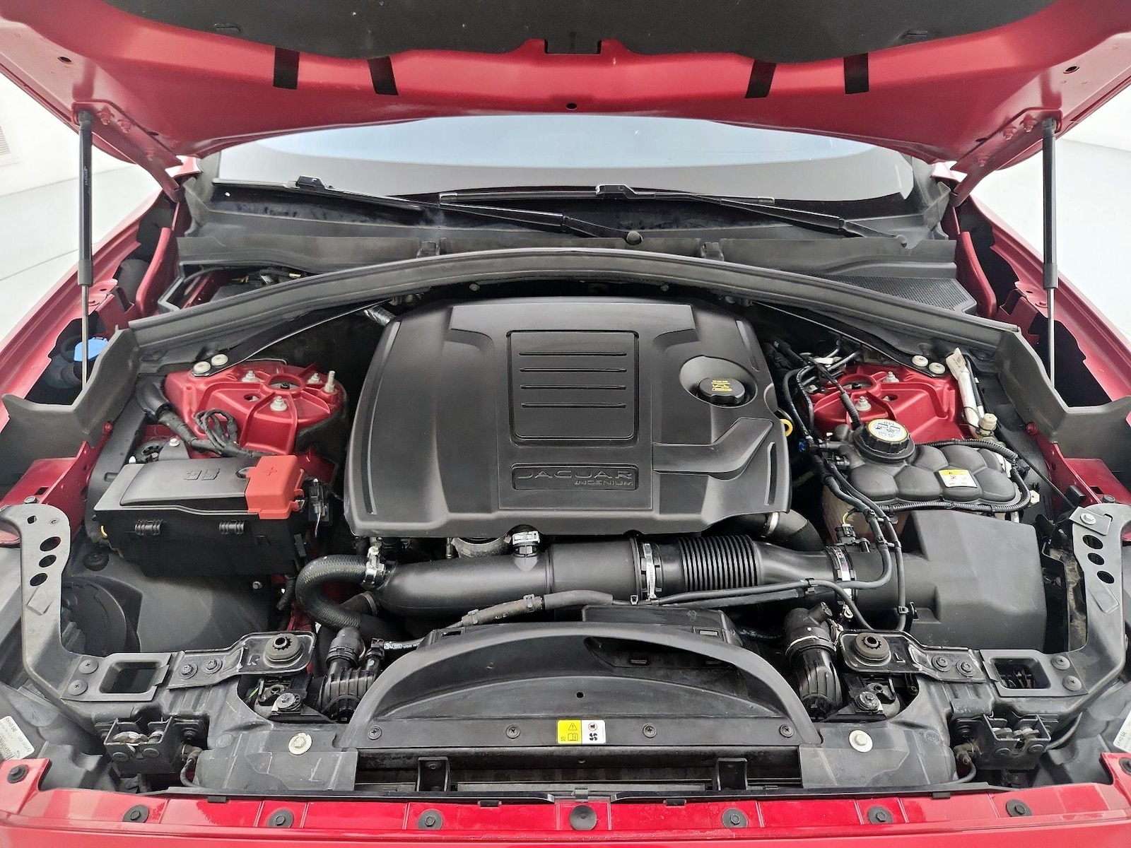 2019 Jaguar F-Pace Premium - Photo 24
