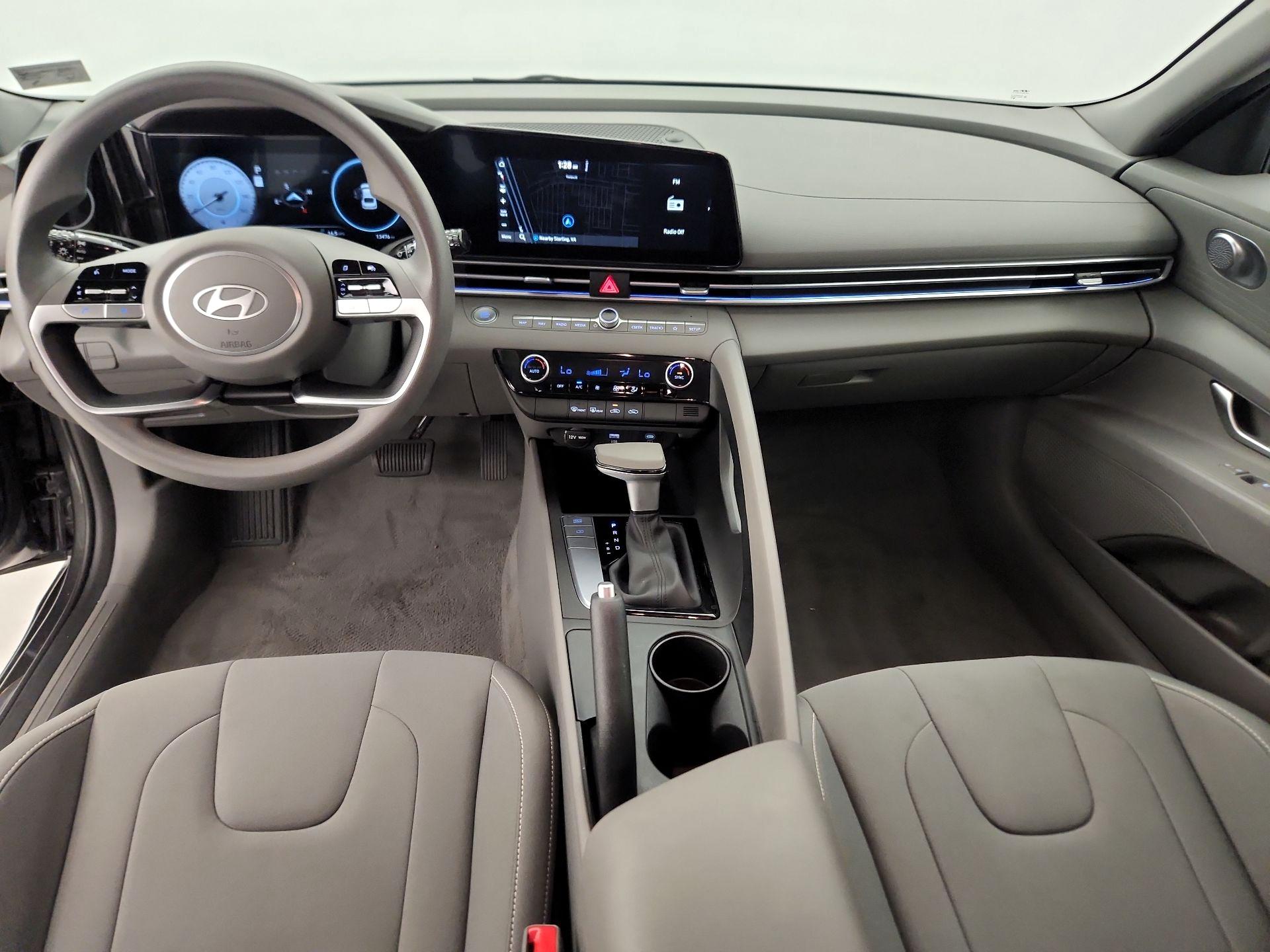 Thumbnail: 2024 Hyundai Elantra - 9
