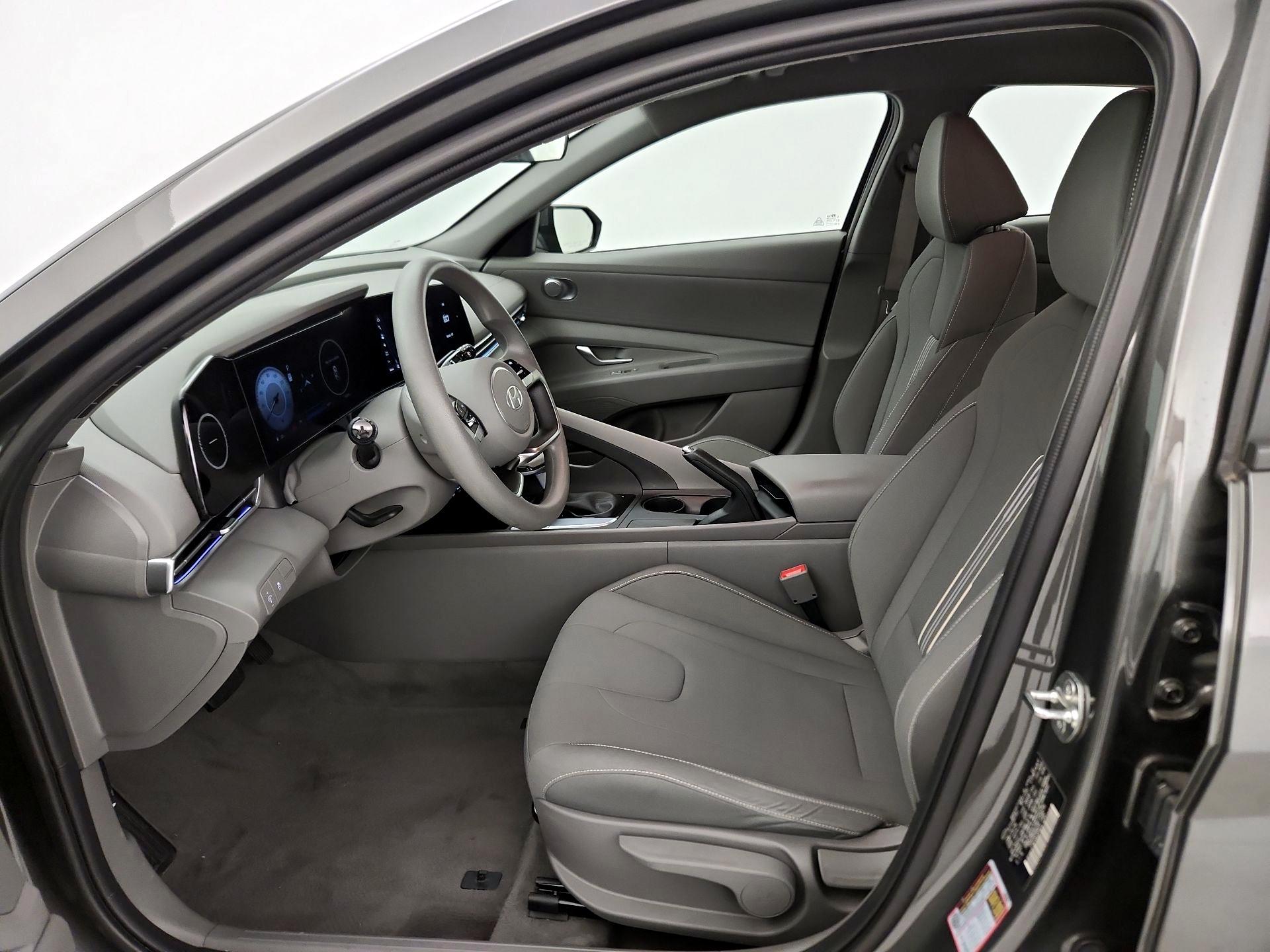 Thumbnail: 2024 Hyundai Elantra - 11