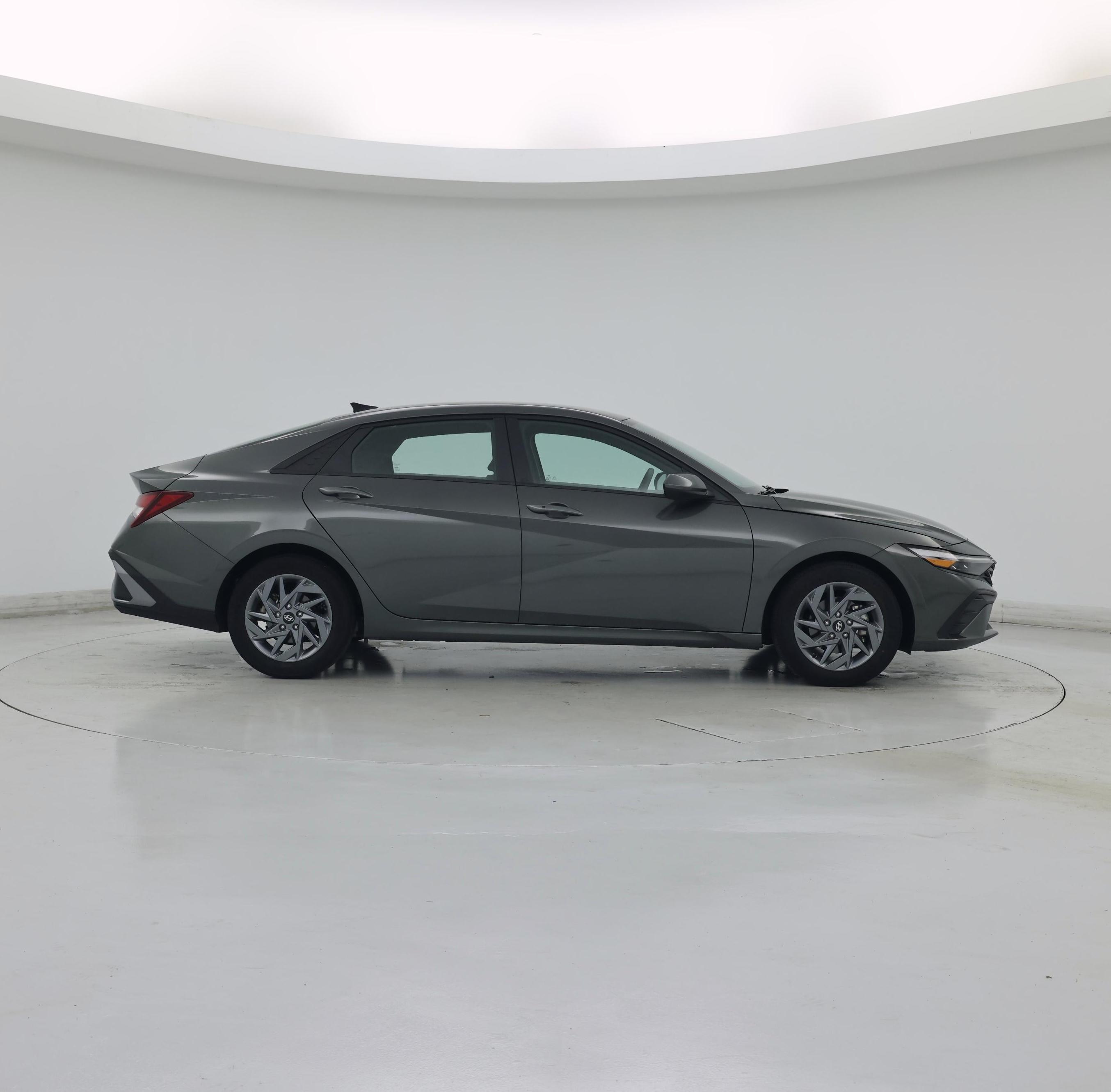 Thumbnail: 2024 Hyundai Elantra - 7